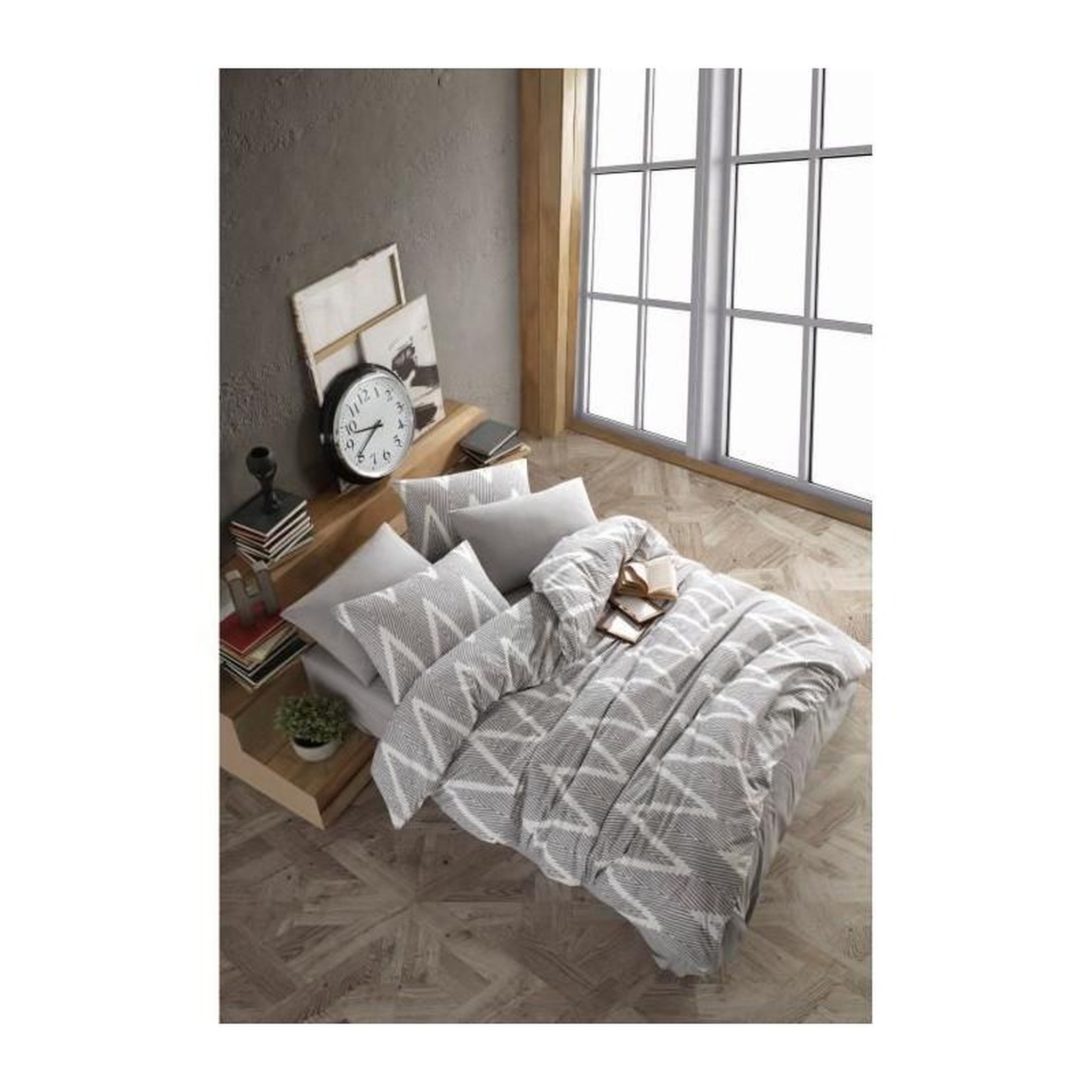 Voir la diapositive 2 : GENERIQUE Parure de lit - 1 housse de couette 220 x 240 cm + 2 taies d'oreiller 60 x 60 cm - 65% coton, 35% polyester - Gris