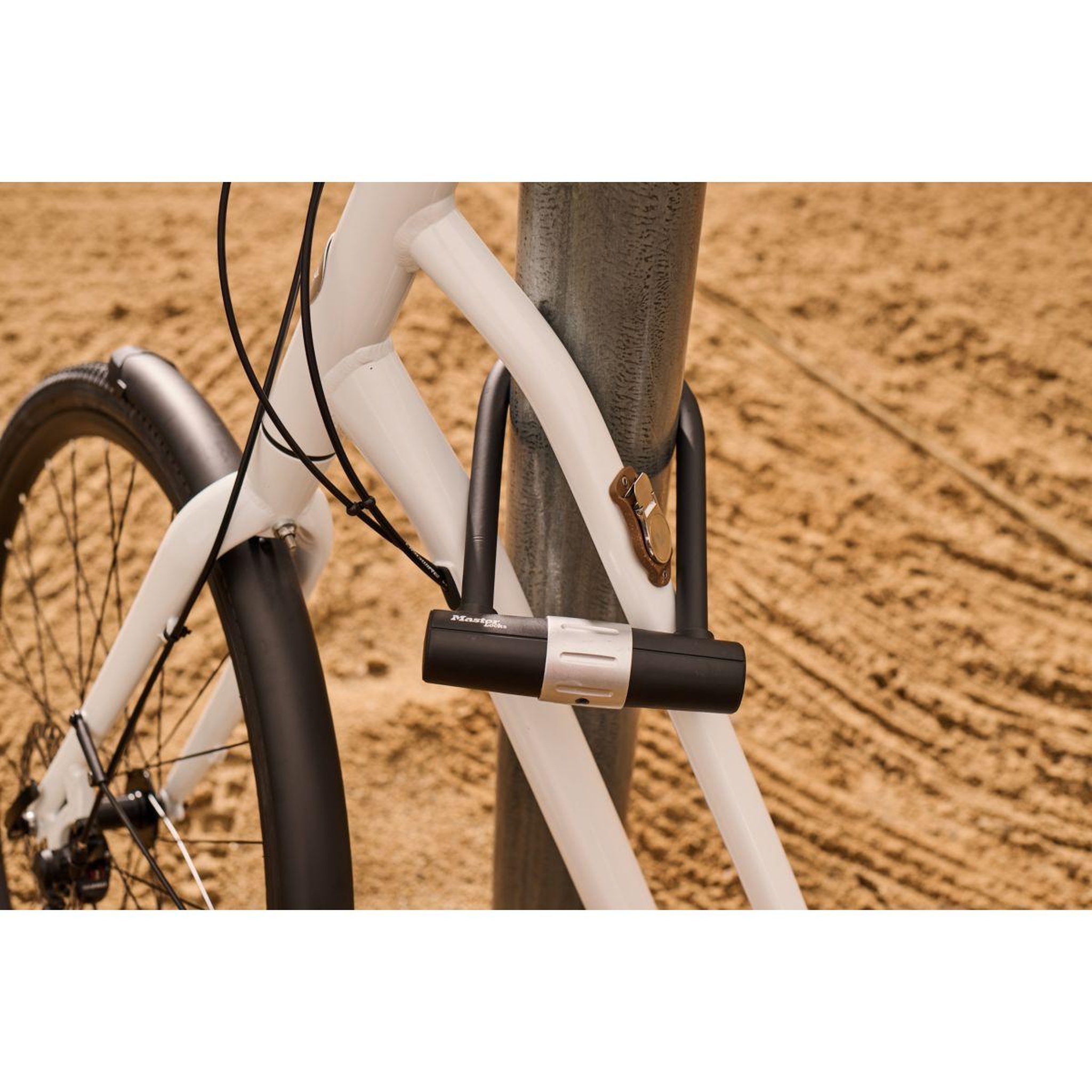 Voir la diapositive 3 : Master lock Antivol en U vélo - MASTER LOCK - Haute résistance - Support universel - a clé
