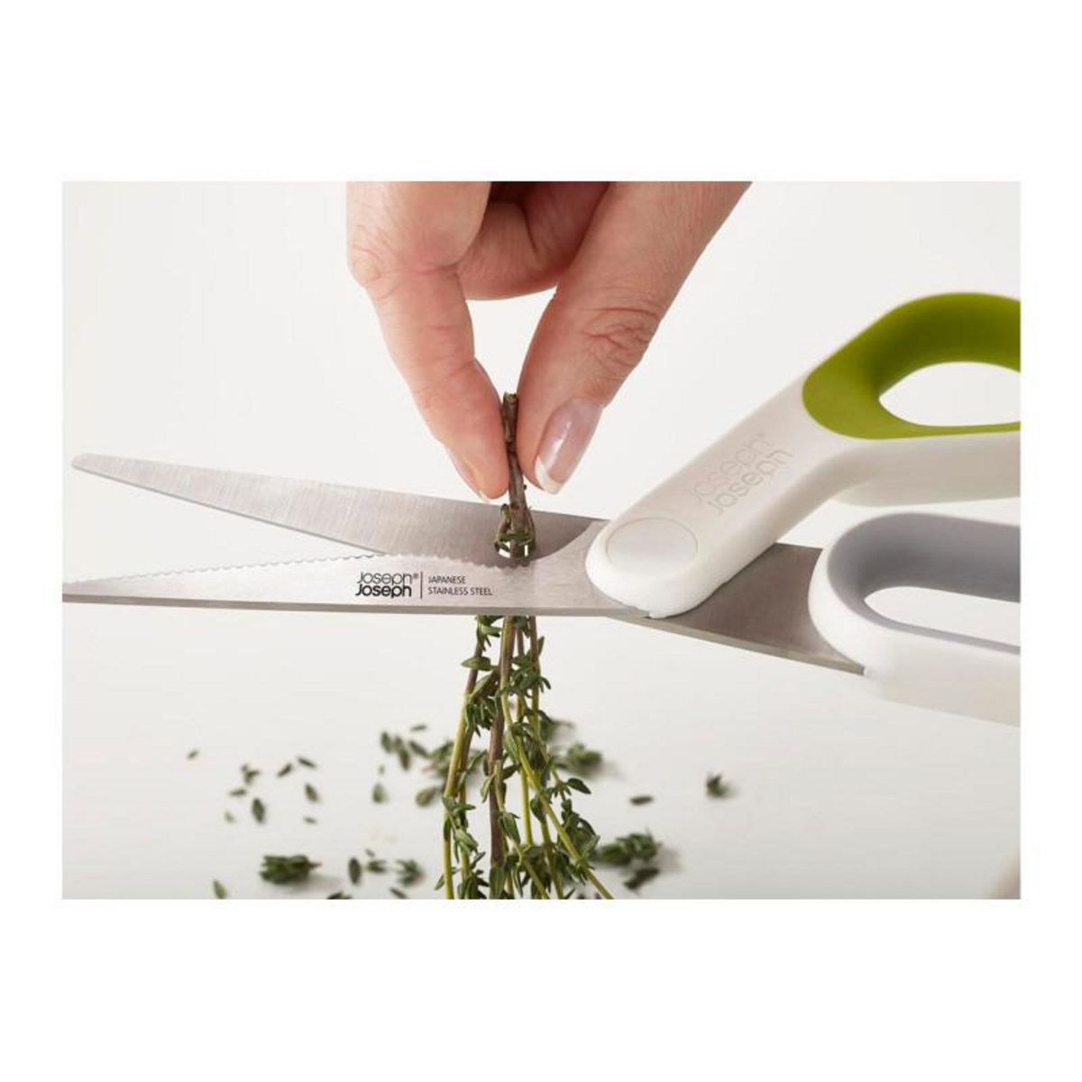 Joseph Joseph Accessoire de cuisine Joseph Joseph PowerGrip Ciseaux de cuisine avec prise de pouce integree