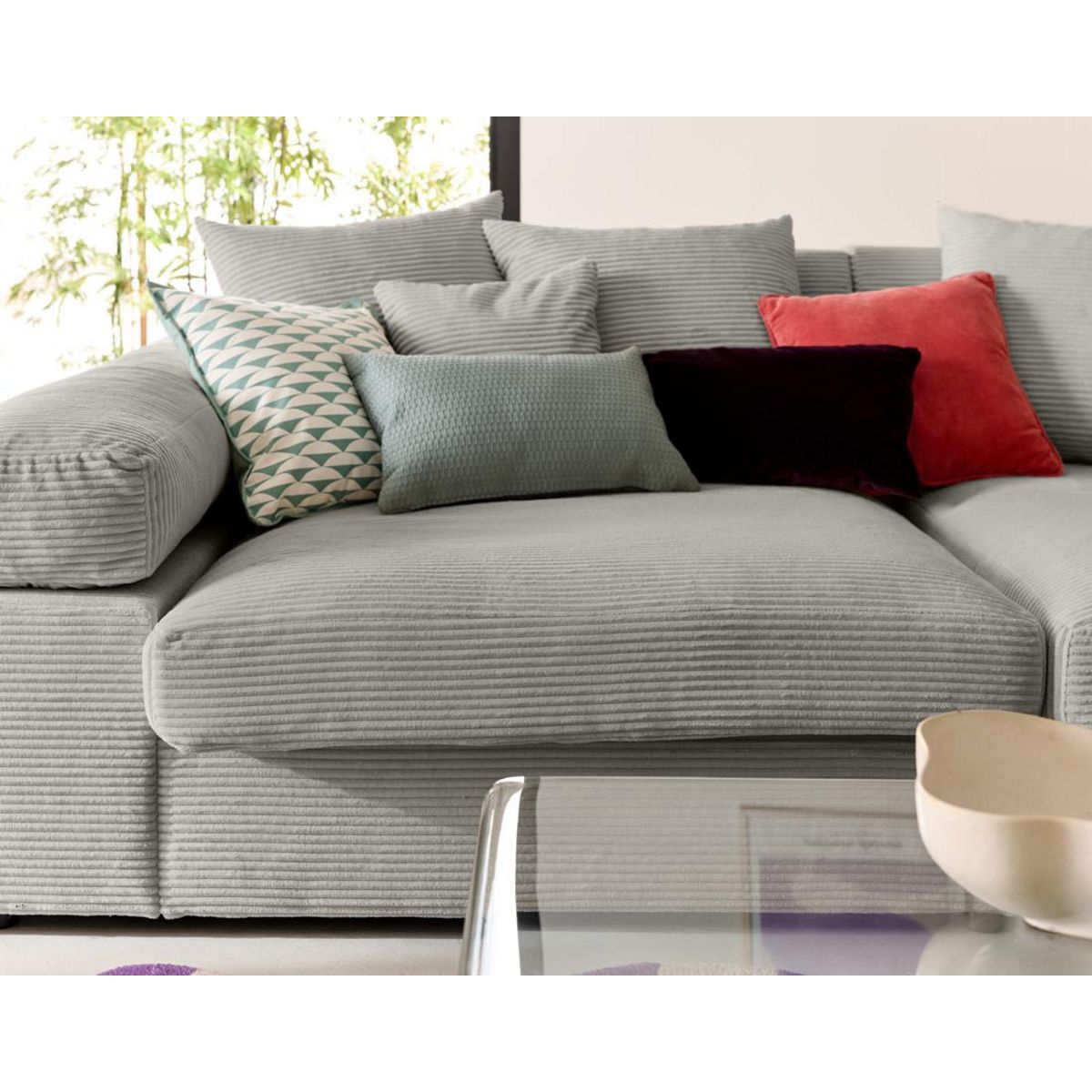 LISA DESIGN Aspen - canapé 4 places - assise profonde - velours côtelé