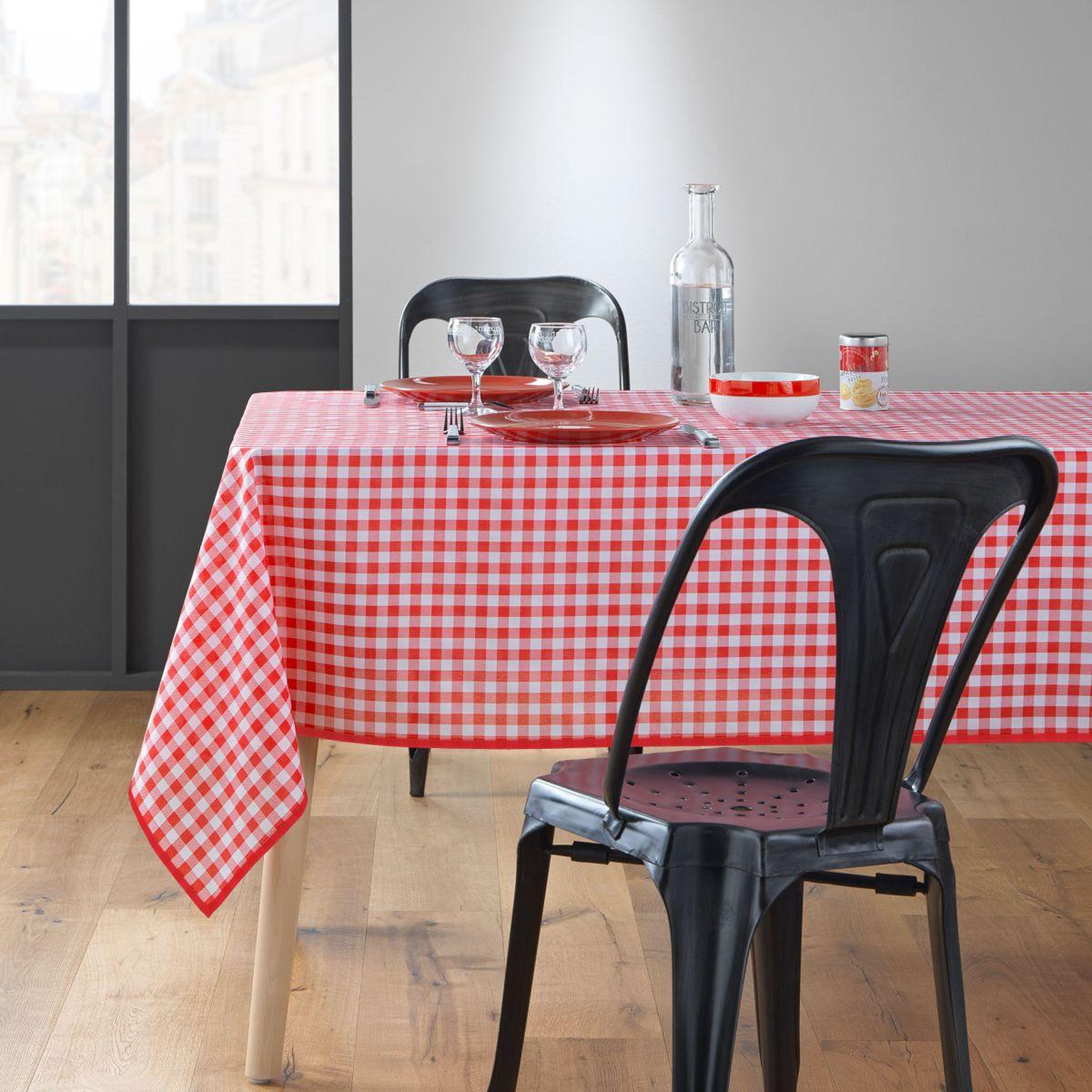 Voir la diapositive 3 : Douceur d'Intérieur Nappe antitache imprimé  vichy  150x200cm rouge