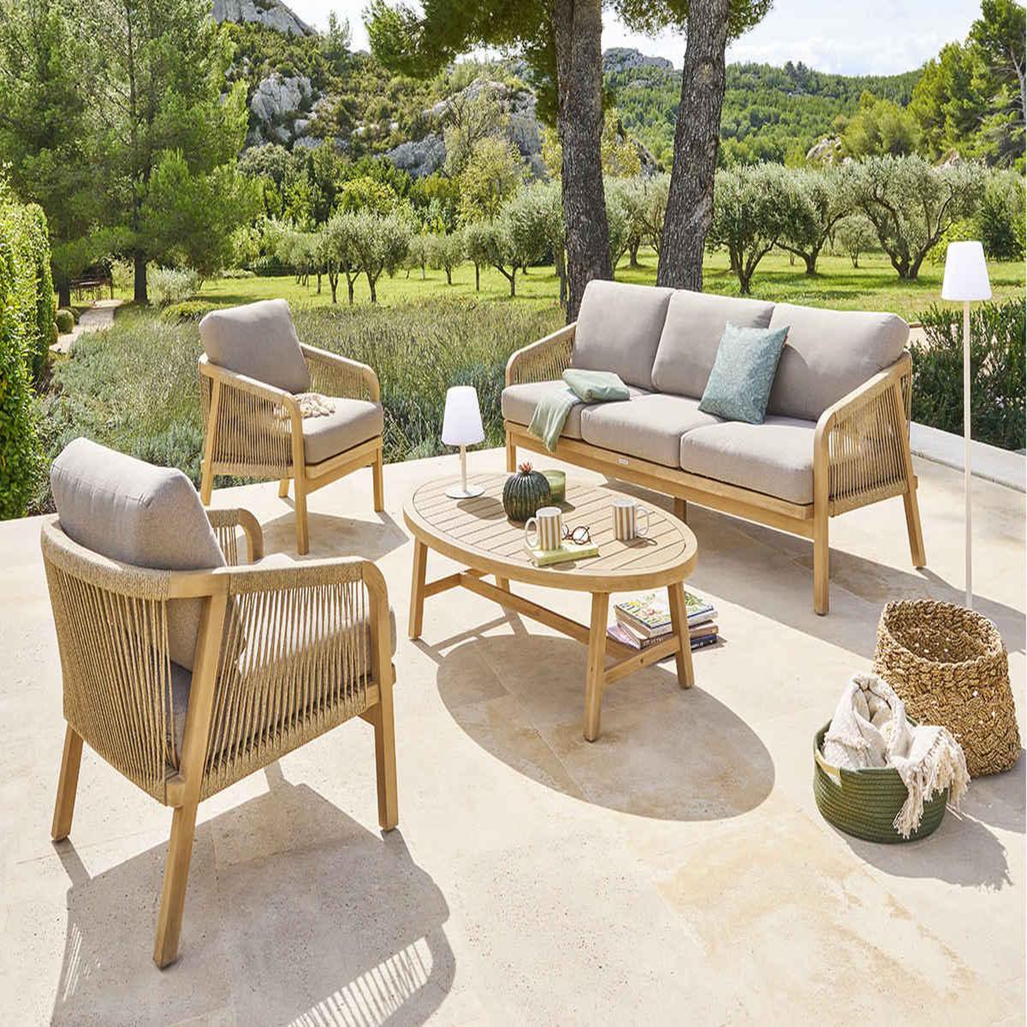 Voir la diapositive 2 : HESPERIDE Salon de jardin en bois d'acacia papouasie - 5 places - hespéride