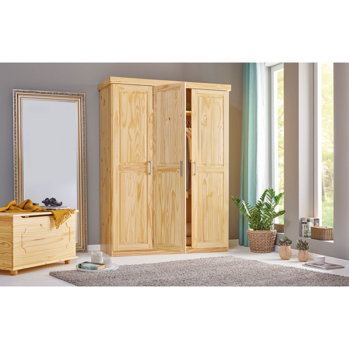 Armoire penderie vernie en pin massif - PELLE