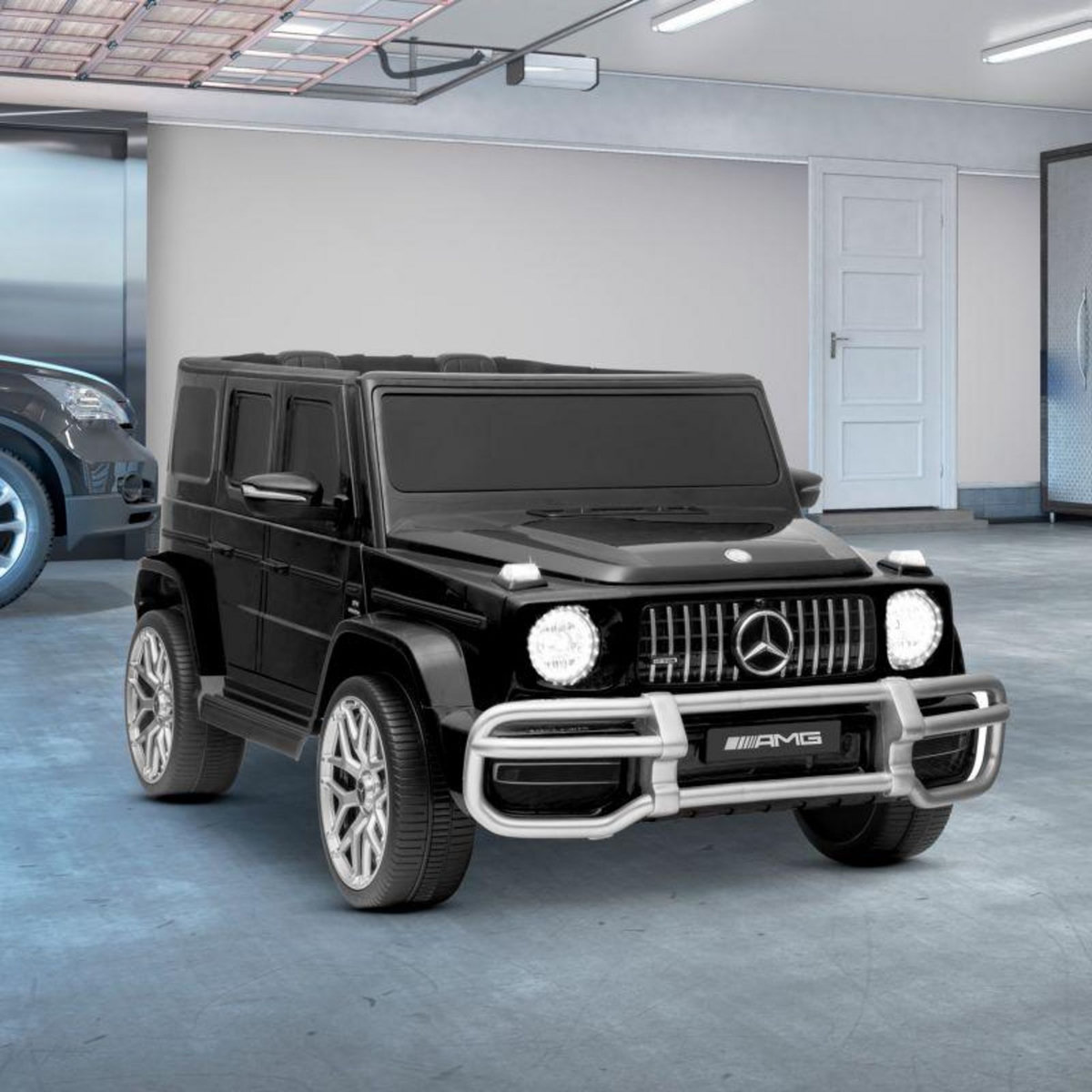 Mercedes Benz Voiture Electrique 4x4 Mercedes AMG - 2 places - 2x 45W, Marche AV/AR, Phares et Système audio