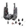 Voir la diapositive 3 : LEGO Star Wars 75104 - Kylo Ren&rsquo;s Command Shuttle