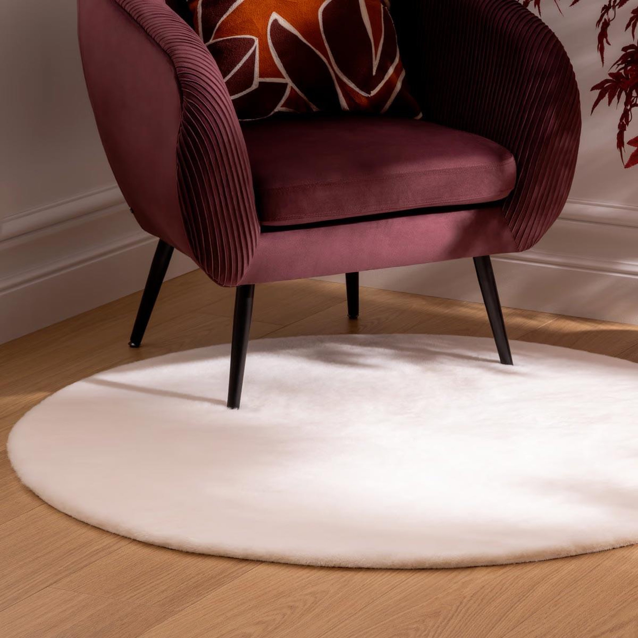 Voir la diapositive 3 : ATMOSPHERA Tapis imitation fourrure  automne  118cm blanc