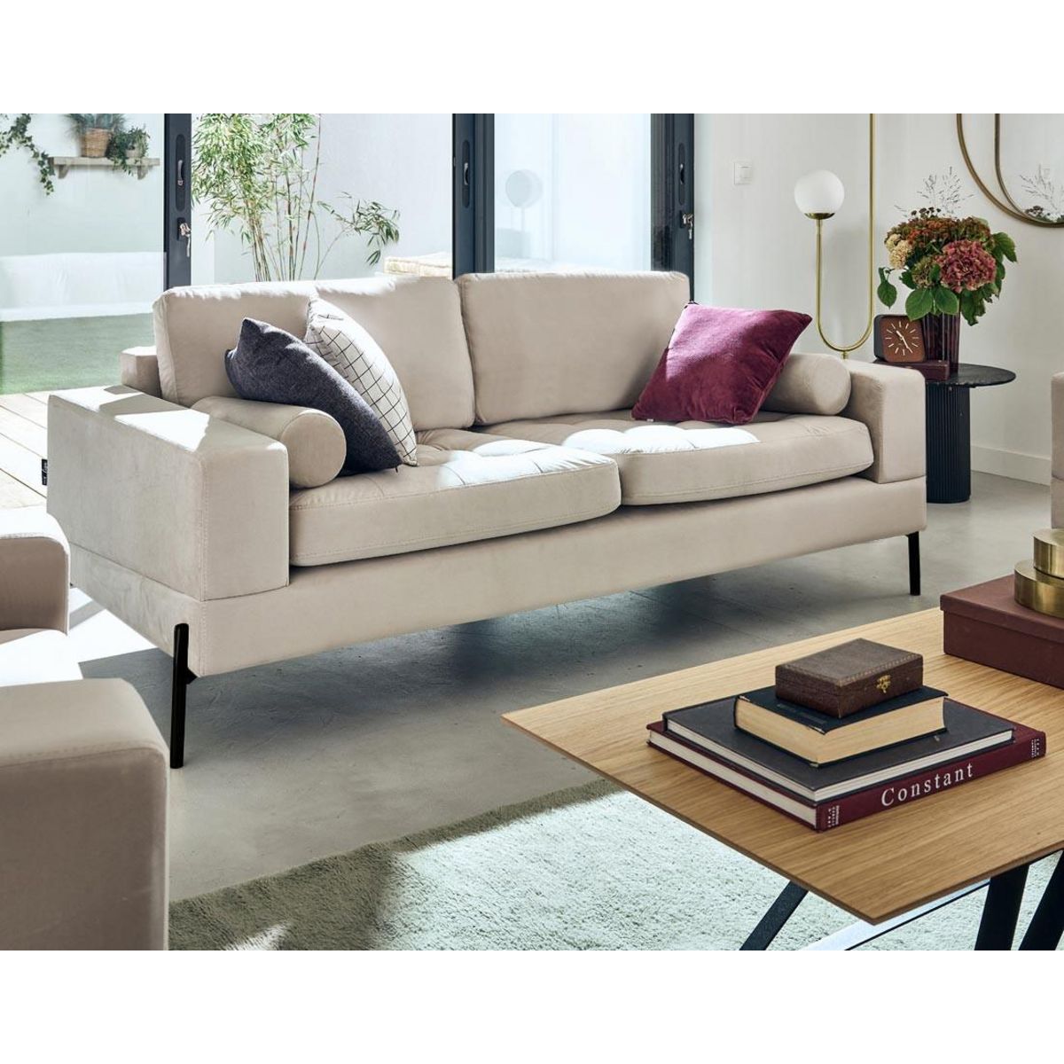 LISA DESIGN Isaure - canapé droit 3 places en velours