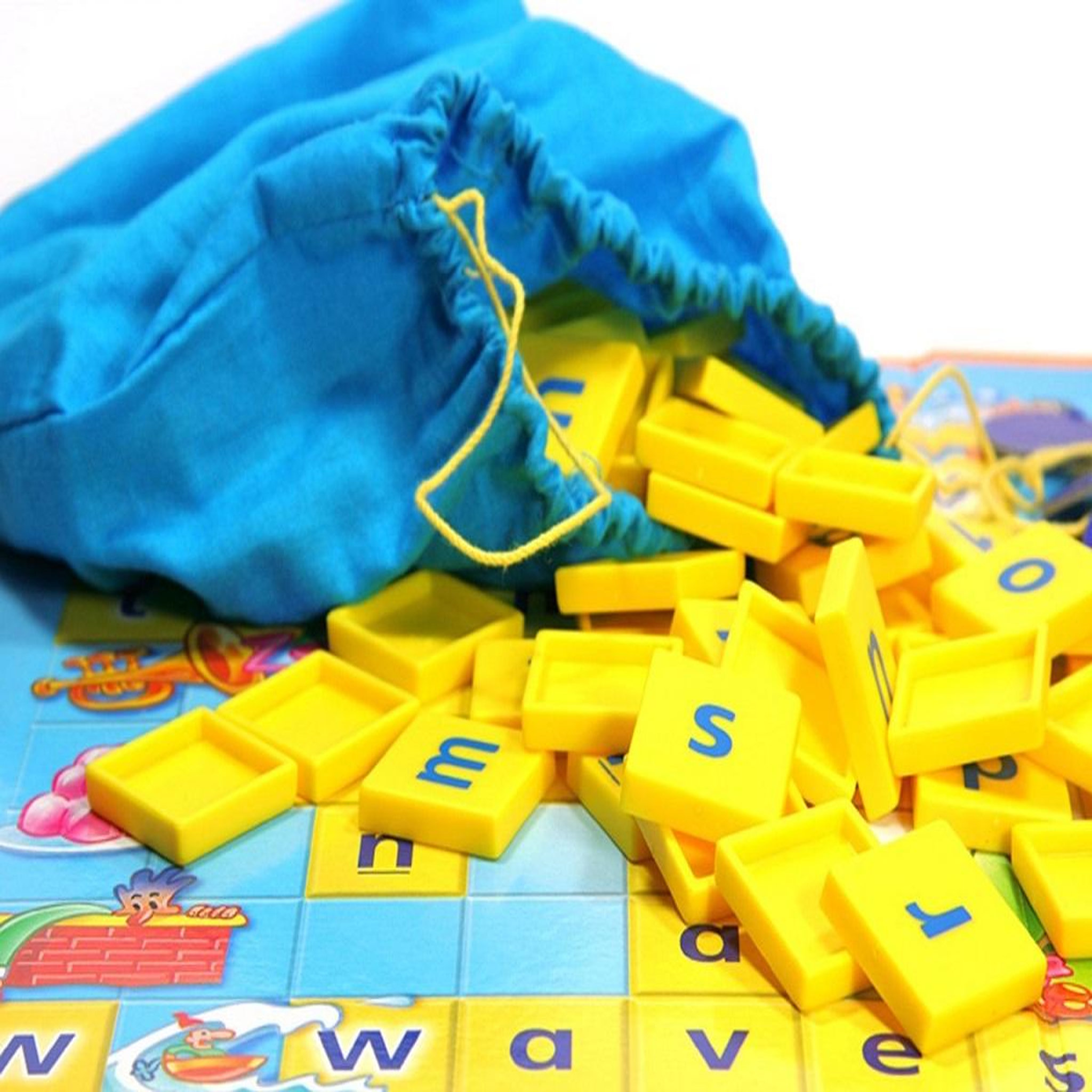Voir la diapositive 3 : MATTEL Jeu Scrabble Junior