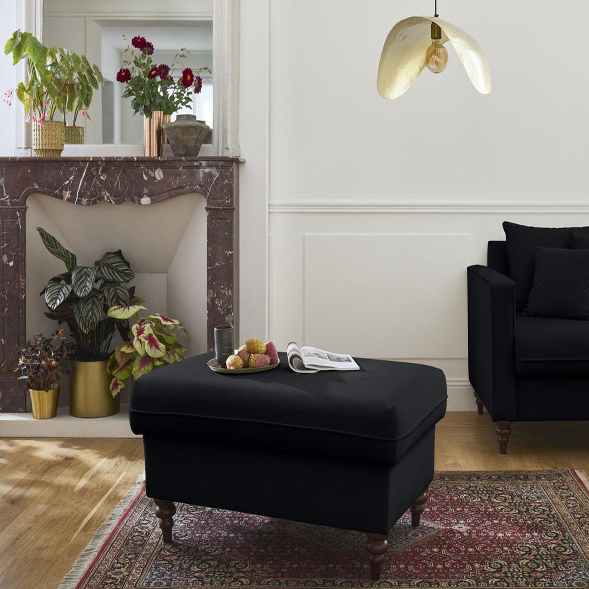 Voir la diapositive 1 : BEST MOBILIER Flamingo - pouf en velours
