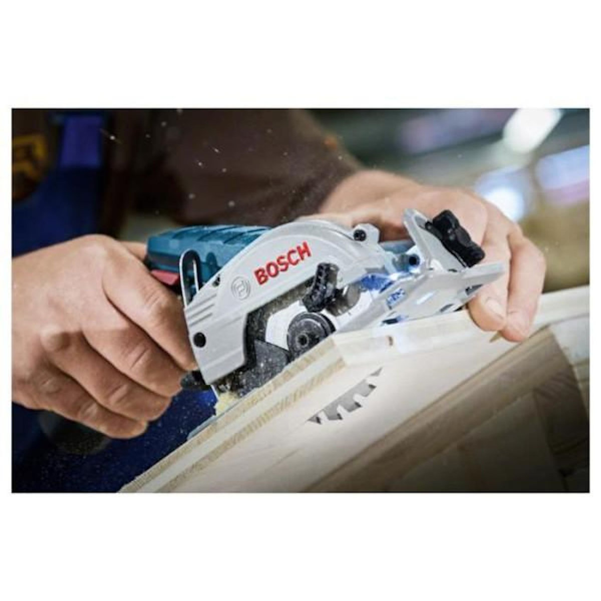 Bosch Professional Scie circulaire 12V GKS 12V-26 (sans batterie ni chargeur) + coffret L-BOXX - BOSCH - 06016A1002