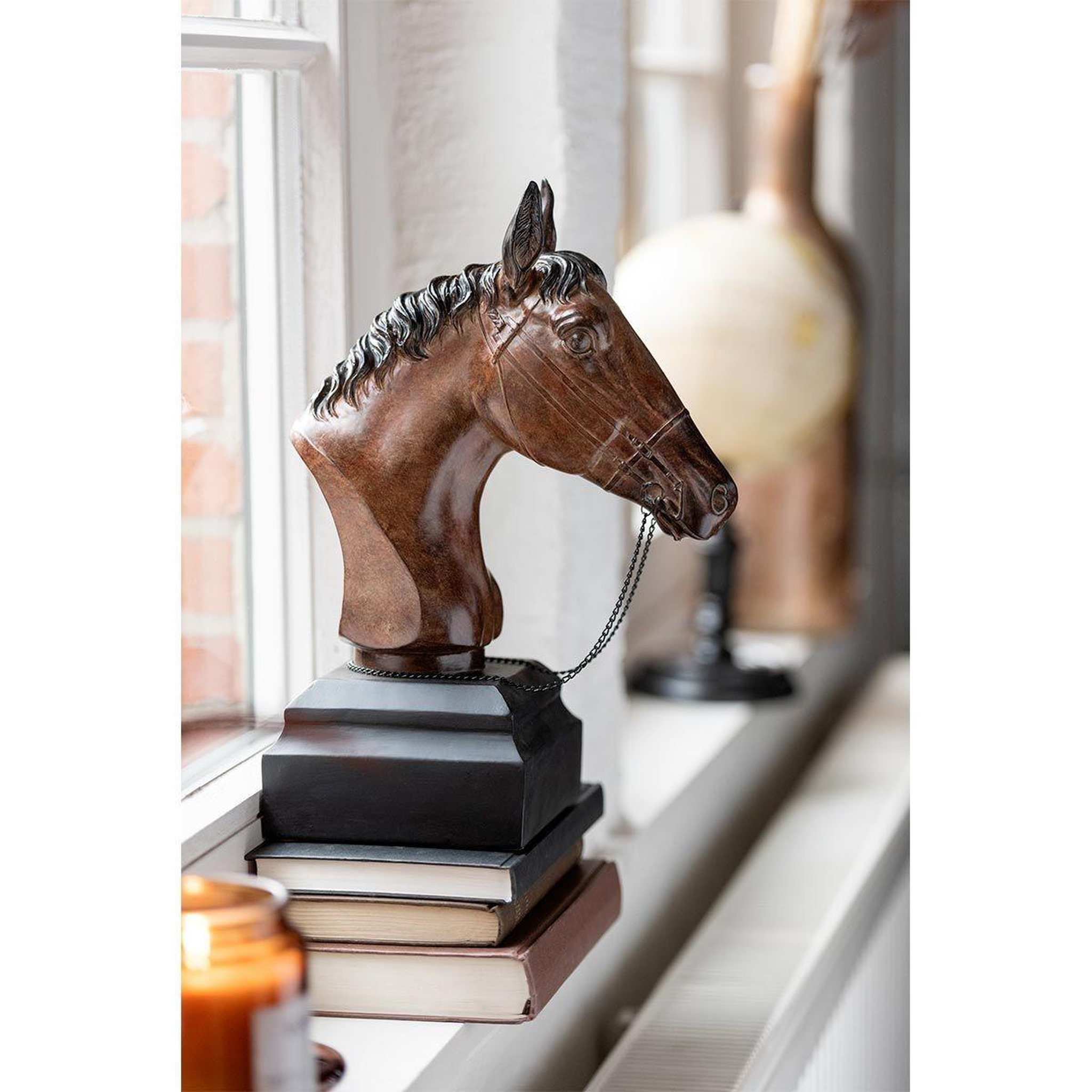 Voir la diapositive 2 : J-LINE Statuette déco  tête de cheval  35cm marron