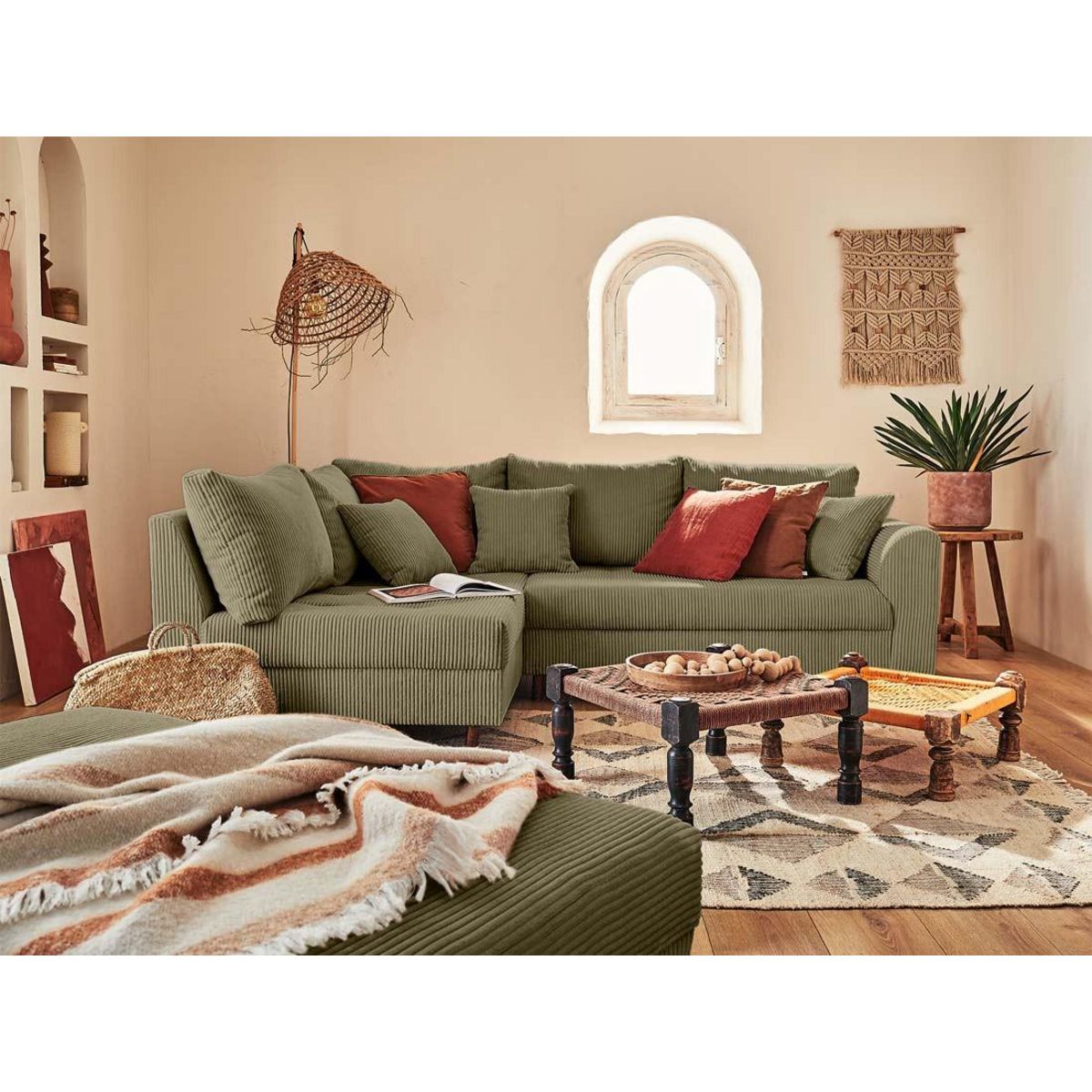 LISA DESIGN Rune - canapé d'angle gauche - 4 places - avec pouf d'appoint - en velours côtelé