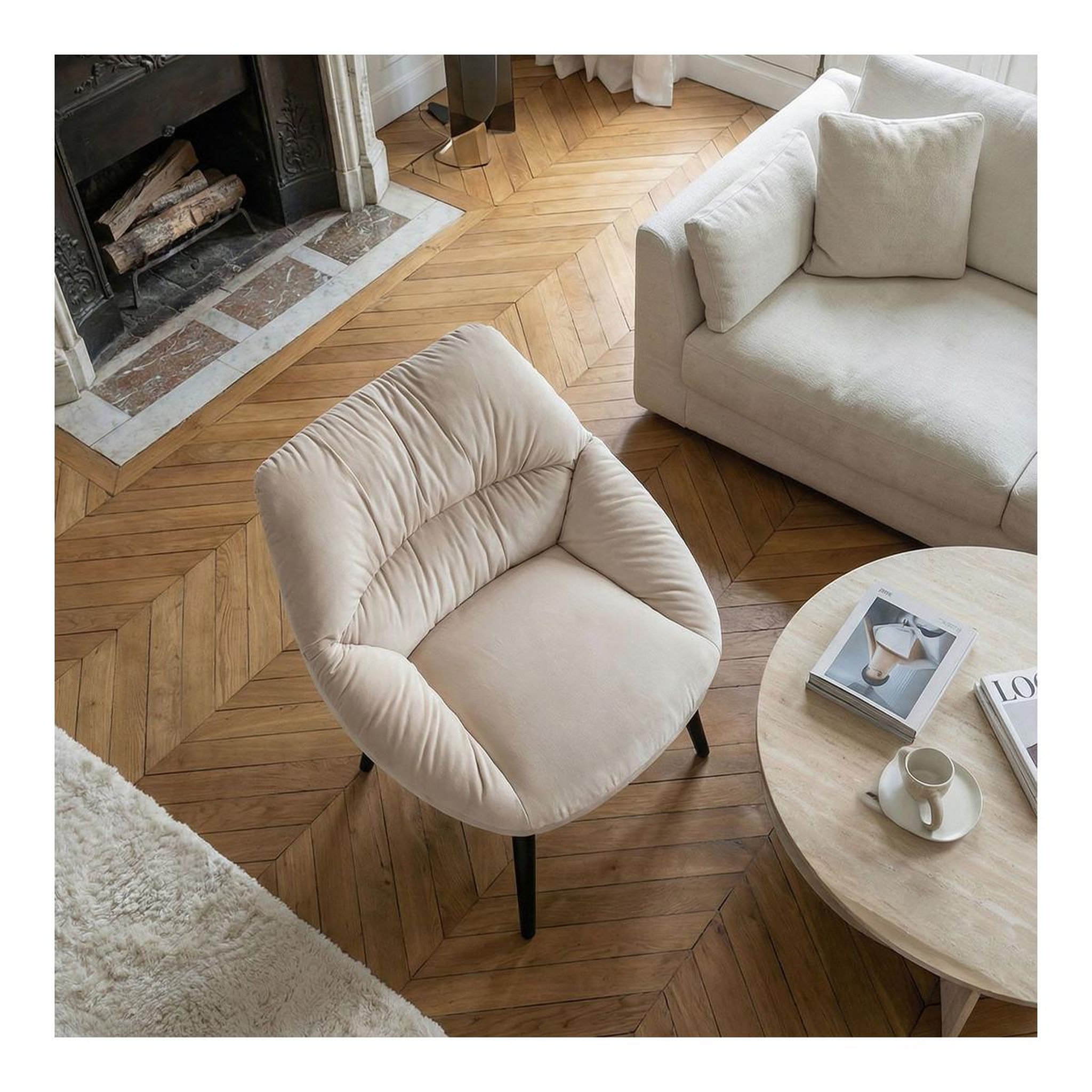 Voir la diapositive 6 : Paris Prix Fauteuil design en velours  neal  74cm beige