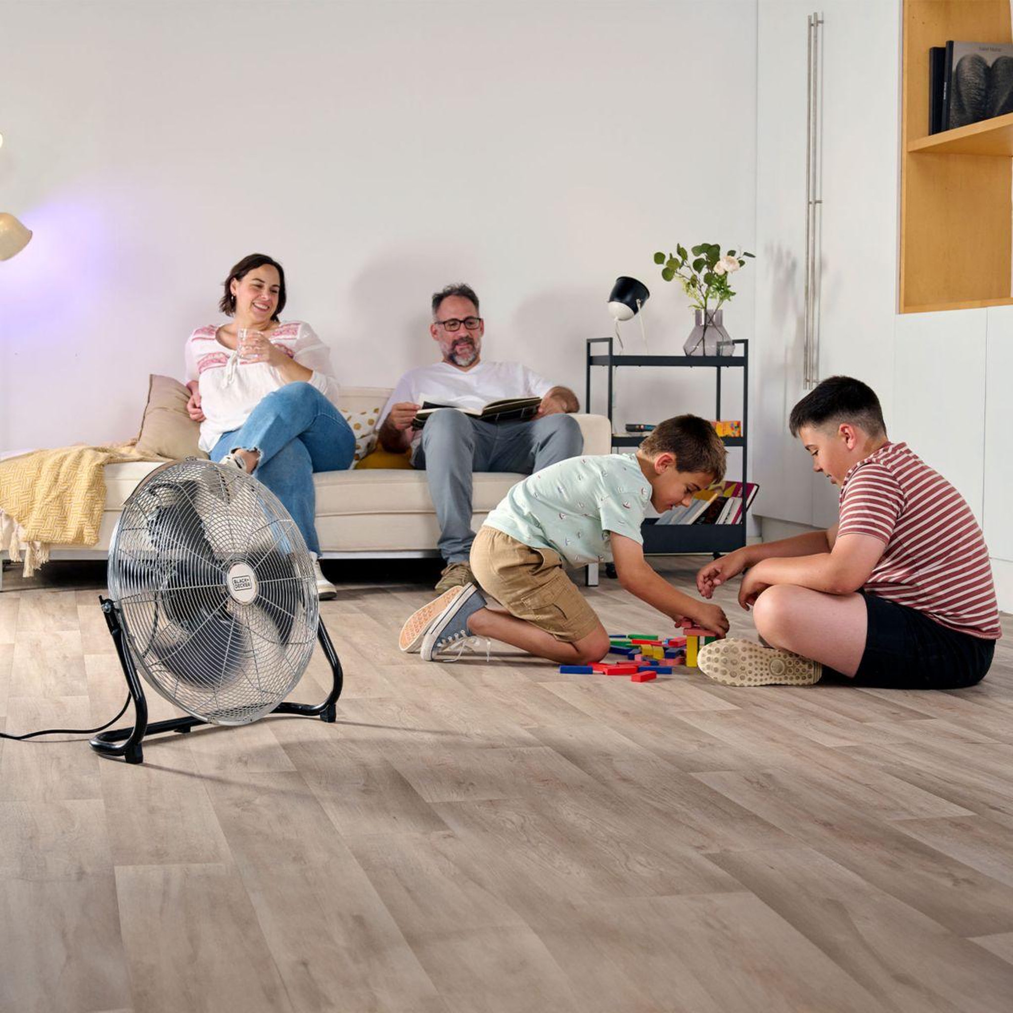 Voir la diapositive 4 : Black et Decker Ventilateur BXEFF122E