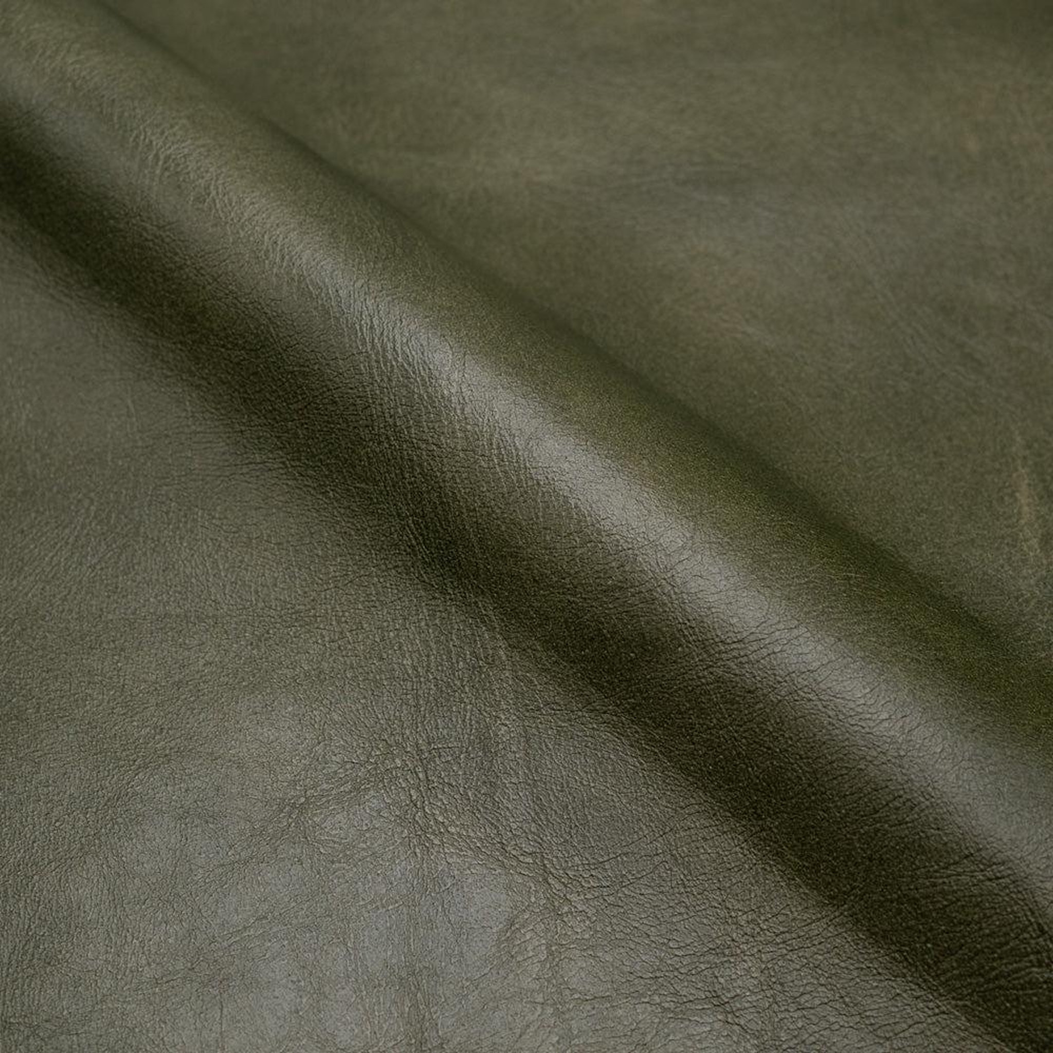 Voir la diapositive 3 : MAISON PAVANE Lot de 2 chaises de bar 76 cm en cannage et cuir vert-léandre