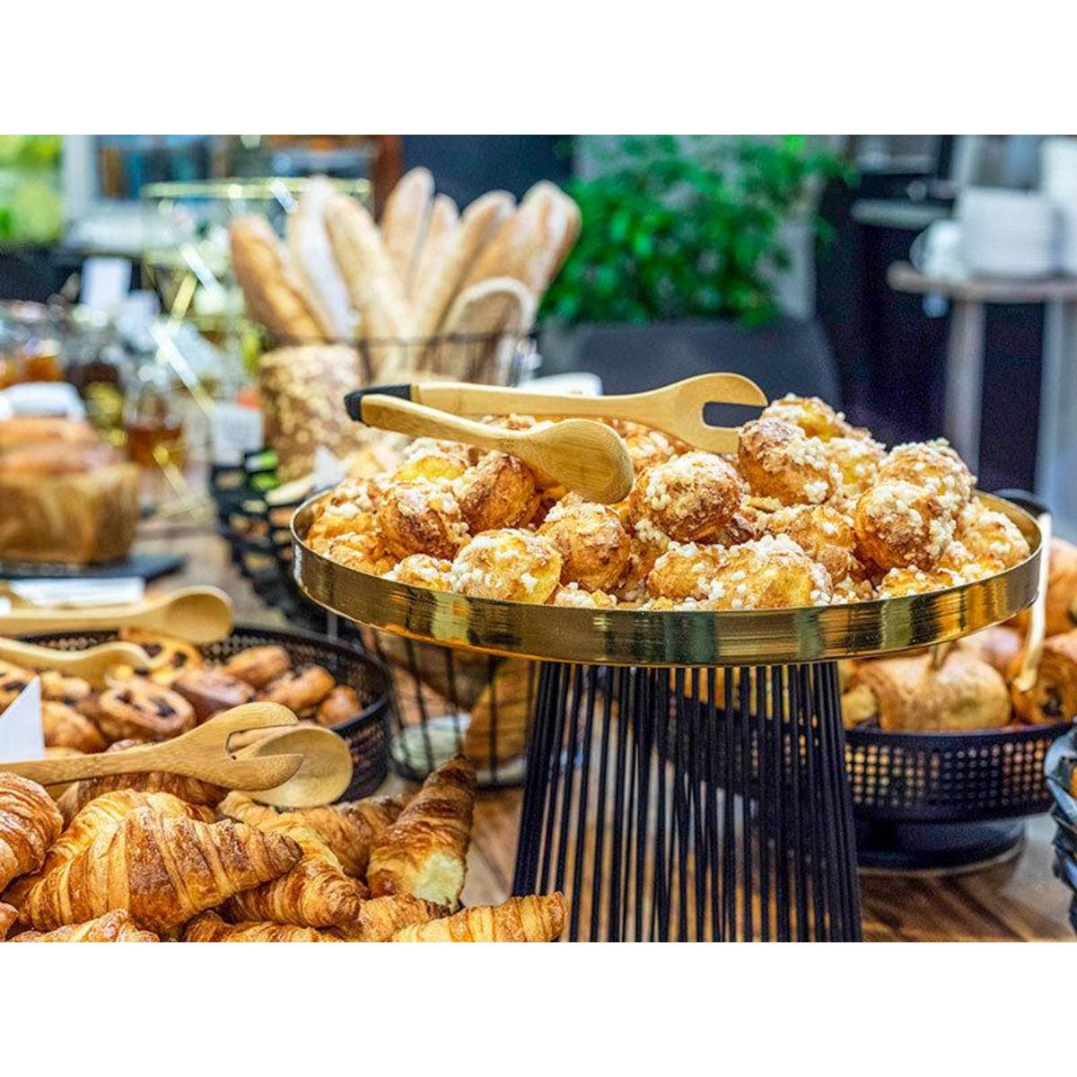 Smartbox Séjour de 2 jours en hôtel 4* avec champagne et vue sur le Sacré-Cœur de Montmartre à Paris - Coffret Cadeau Séjour