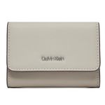 CALVIN KLEIN JEANS Portefeuille Beige Calvin Klein Jeans Trifold. Coloris disponibles : Beige
