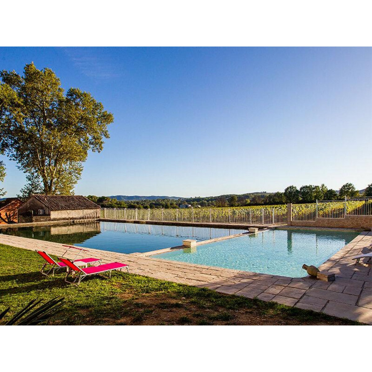 Smartbox Séjour en château aux portes des gorges du Verdon : 3 jours en suite avec dégustation de vins - Coffret Cadeau Séjour