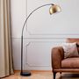 Voir la diapositive 2 : Rendez vous déco Lampadaire en métal couleur noir et laiton - Dinard