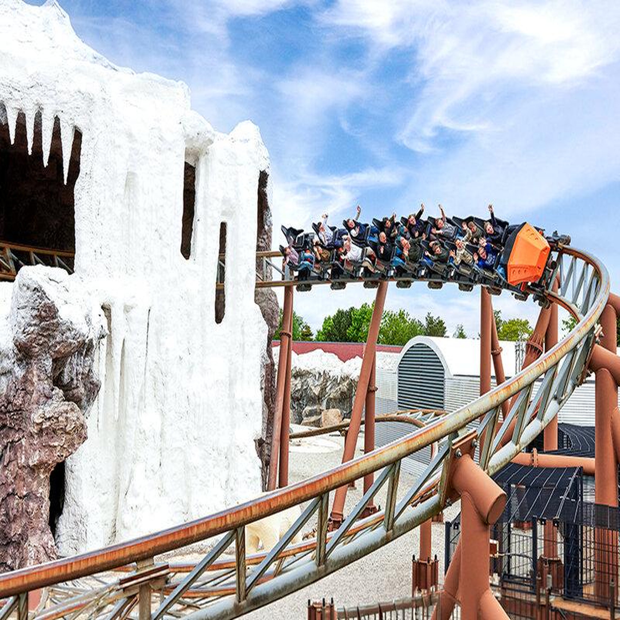 Voir la diapositive 4 : Smartbox Legoland® billund : billets pour 2 adultes et 2 enfants - coffret cadeau sport & aventure