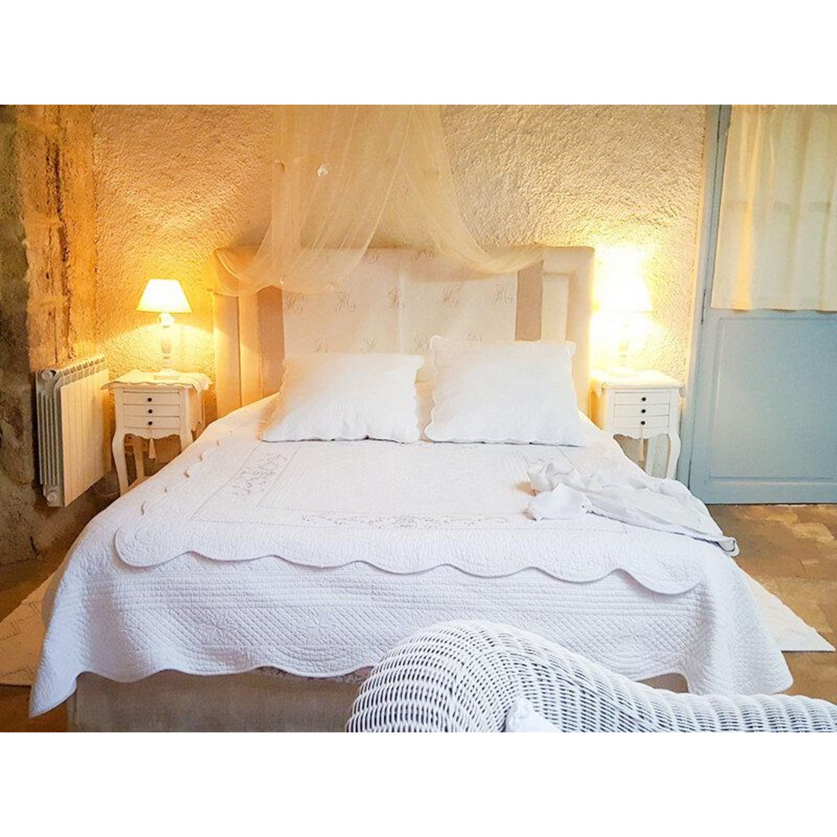 Smartbox Séjour en famille avec dîner près de Béziers dans une maison d'hôtes avec piscine - Coffret Cadeau Séjour