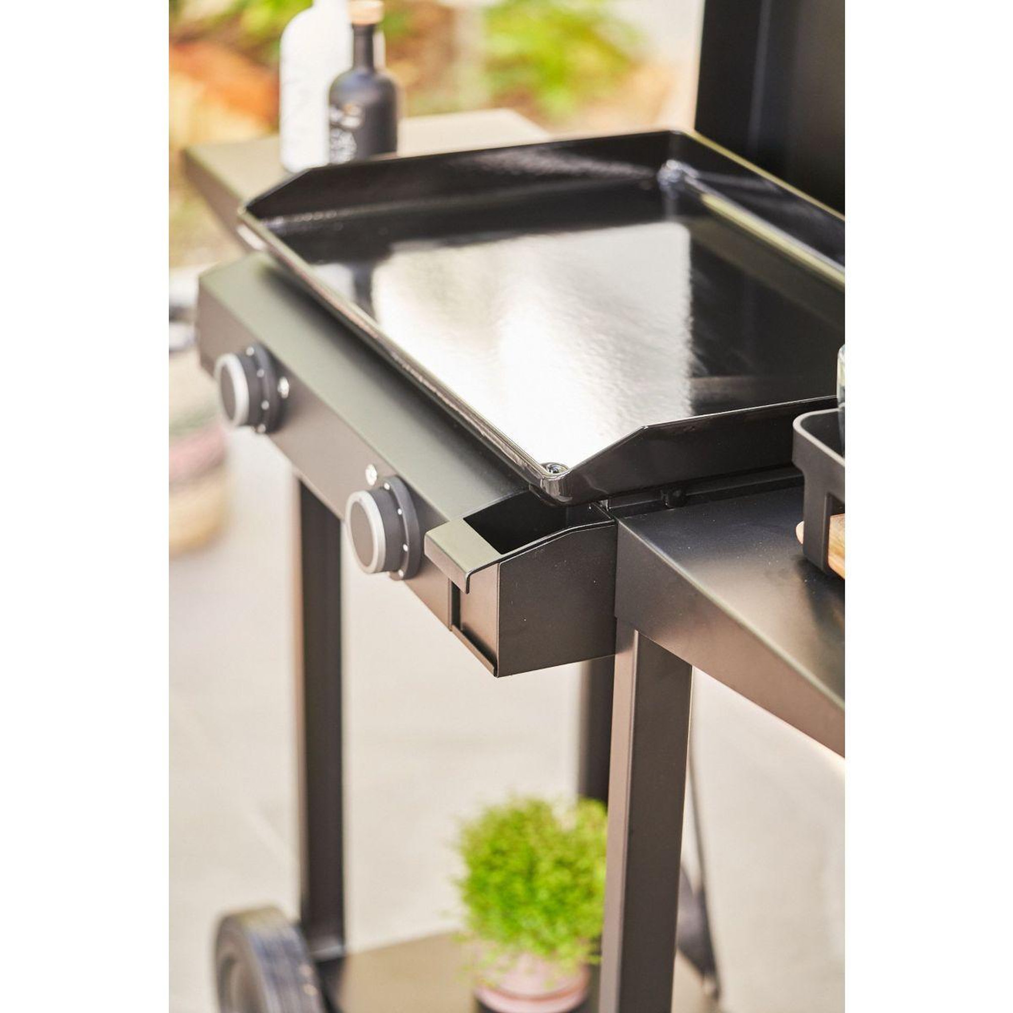 Voir la diapositive 5 : FORGE ADOUR Plancha électrique ACIER BASE 60A noir 2 brûleurs à poser, 57.5x37.9 cm