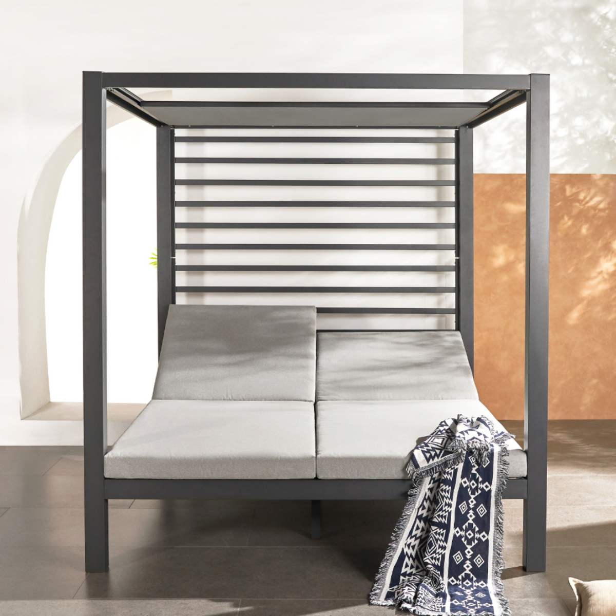 CONCEPT USINE Lit de jardin 2 places structure aluminium gris foncé MATALA