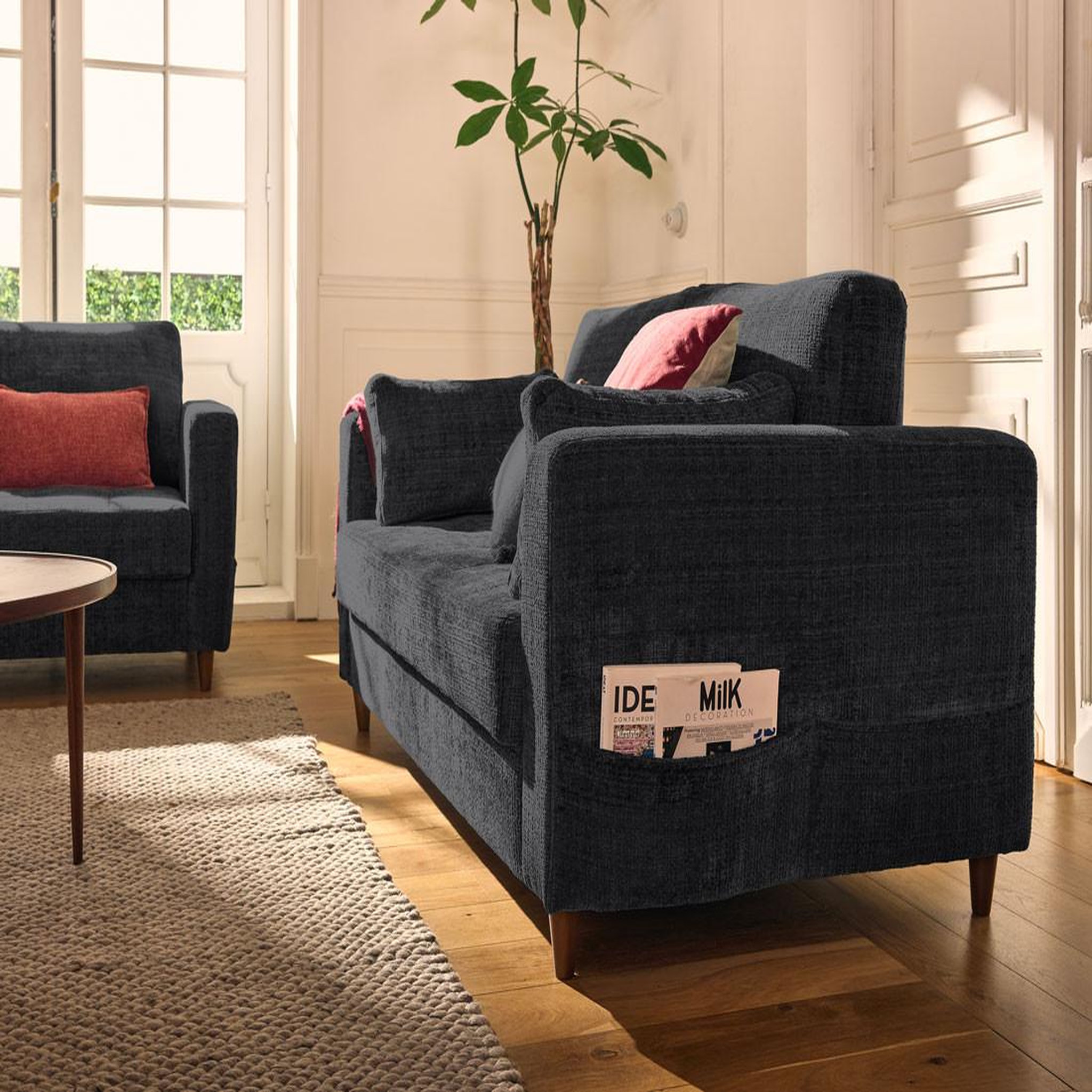 Voir la diapositive 3 : LISA DESIGN Anna - canapé droit 2 places avec poche en velours texturé