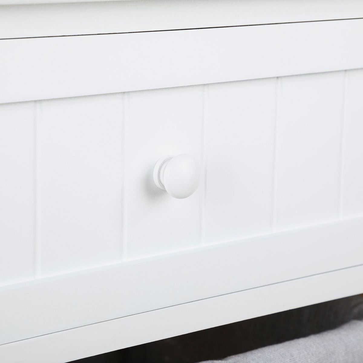 IDIMEX Table de chevet AKURE avec 1 tiroir et 1 panier en bois