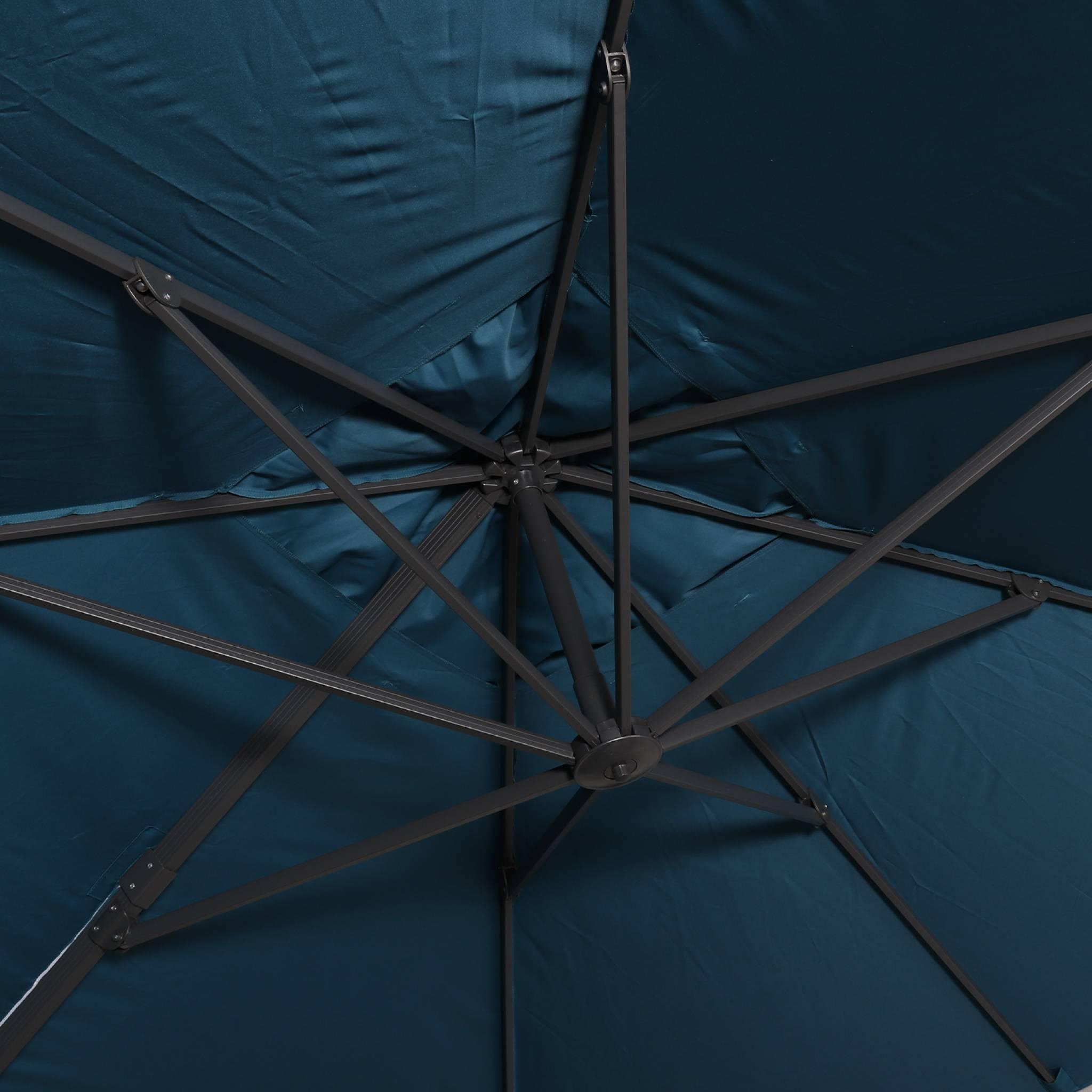 Voir la diapositive 6 : SWEEEK Parasol déporté rectangulaire 3x4 m - Wimereux - Parasol excentré inclinable dans 6 positions, rotatif à 360° + dalles à lester 50x50cm