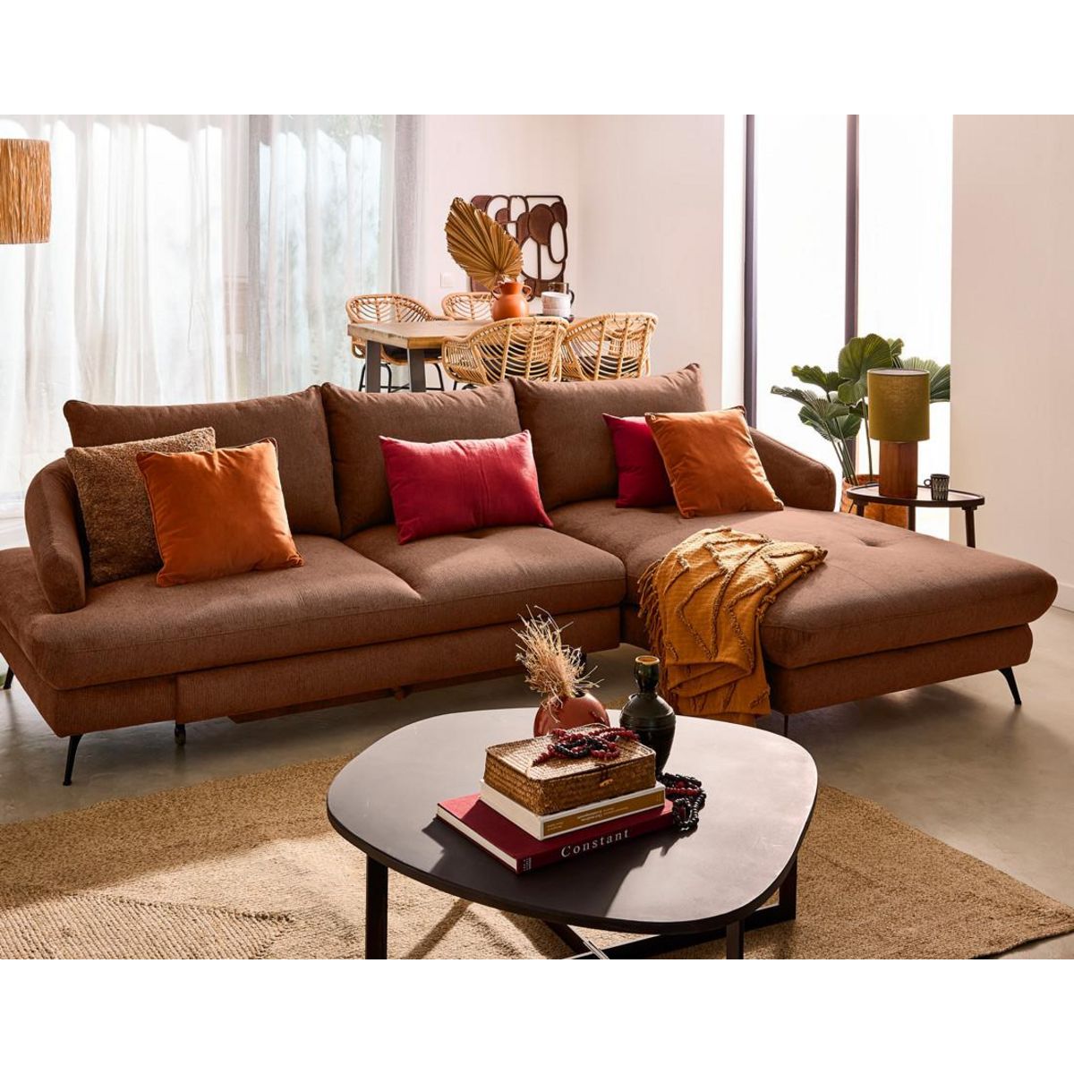 LISA DESIGN Ninon - canapé d'angle droit 4 places convertible avec coffre en tissu texturé