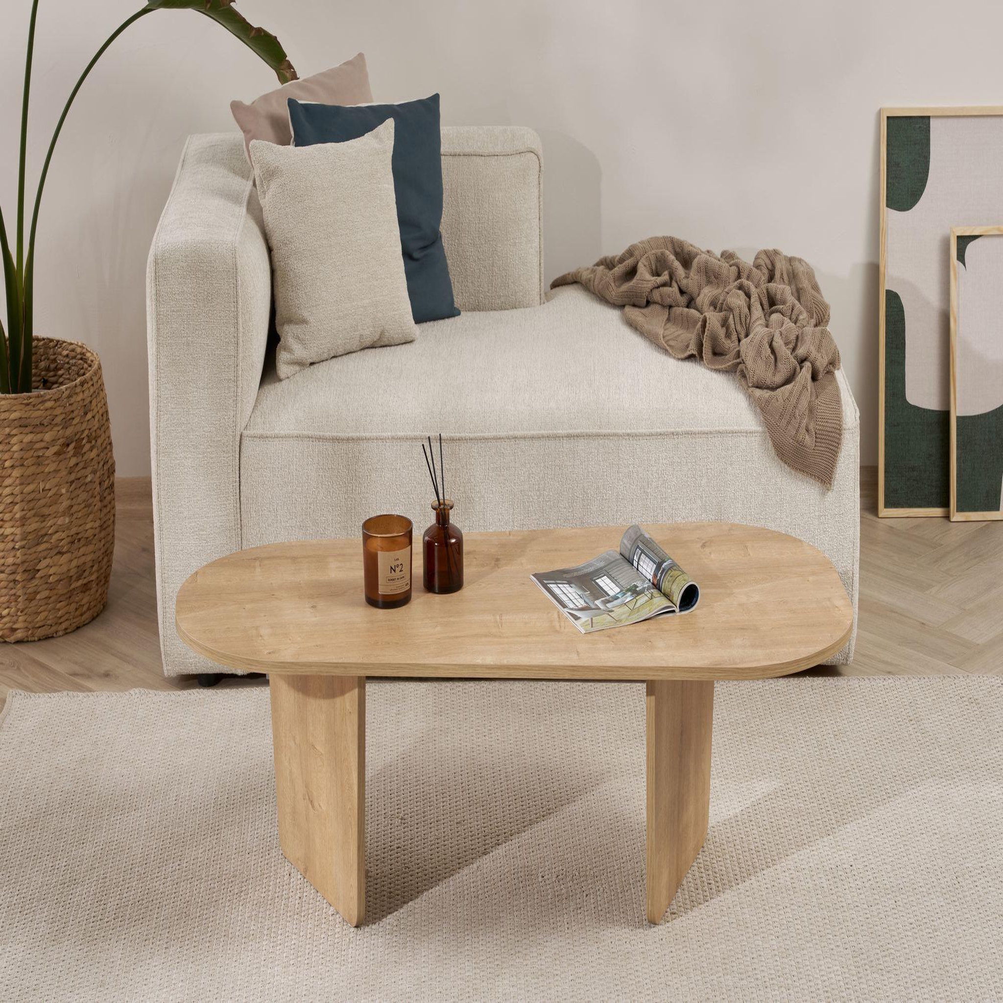 Voir la diapositive 2 : Habitat et Jardin Table basse en bois  ovalis  - 130 x 65 x 40 cm - chêne