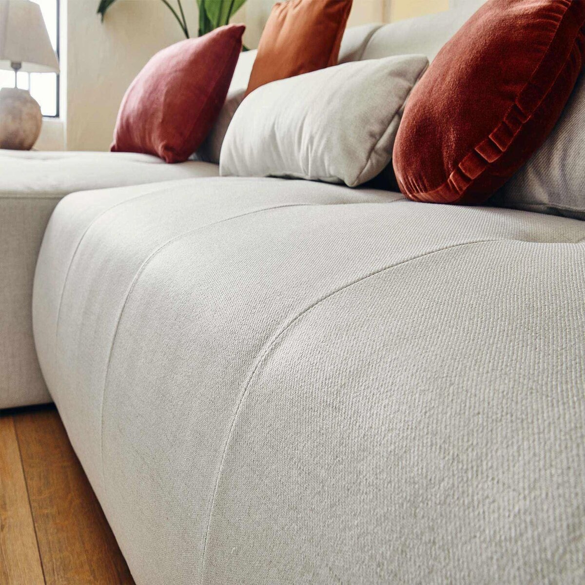 LISA DESIGN Onyx - canapé panoramique d'angle droit 7 places - en tissu