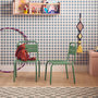 Voir la diapositive 2 : SWEEEK Lot de 2 chaises en métal kaki pour enfant. salon de jardin enfant