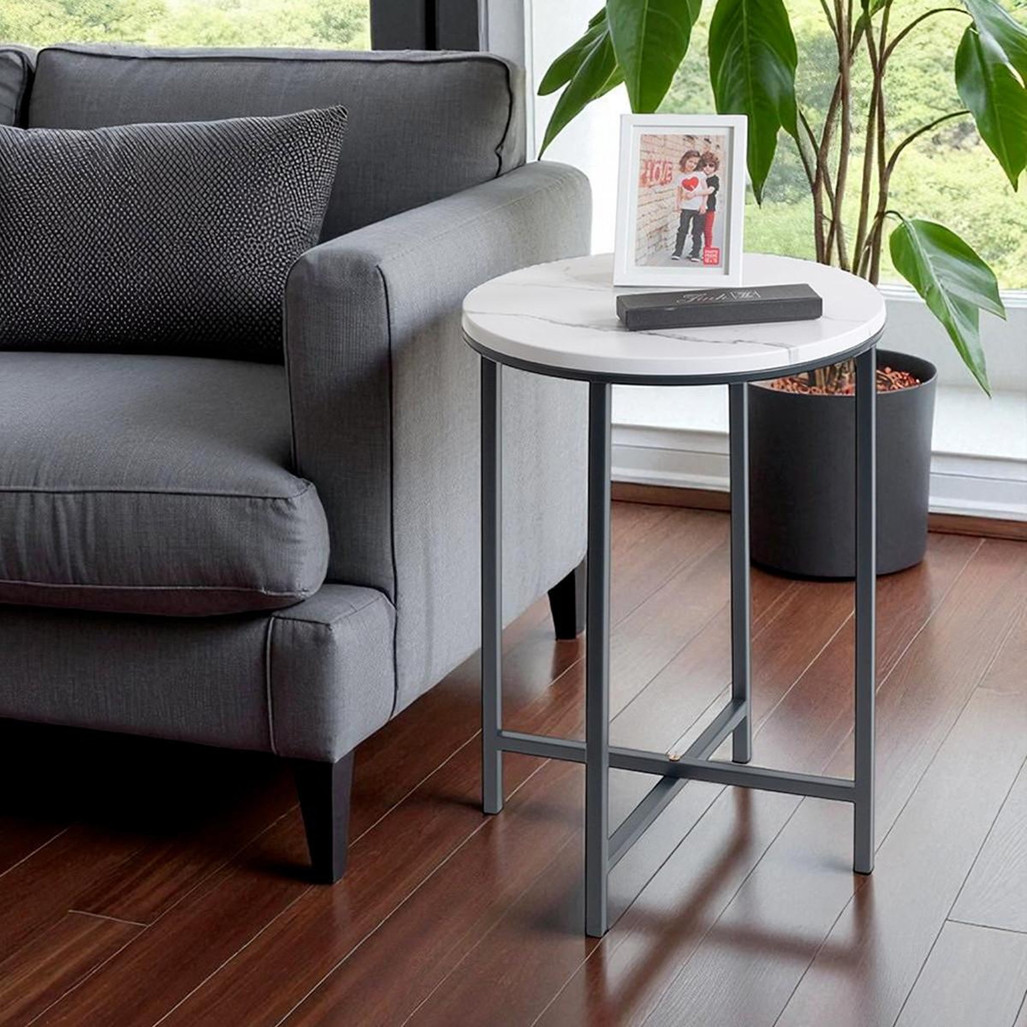 Voir la diapositive 4 : Paris Prix Table d'appoint ronde effet marbre  alba  53cm noir