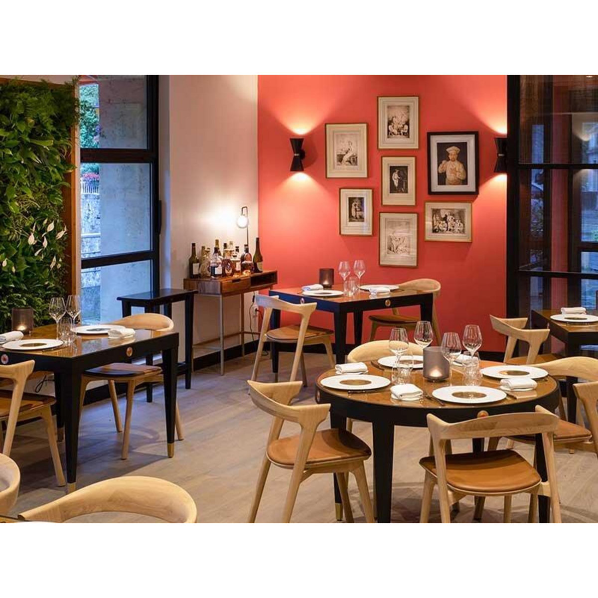 Smartbox Escapade sur mesure avec activité insolite sous le sapin - Coffret Cadeau Multi-thèmes