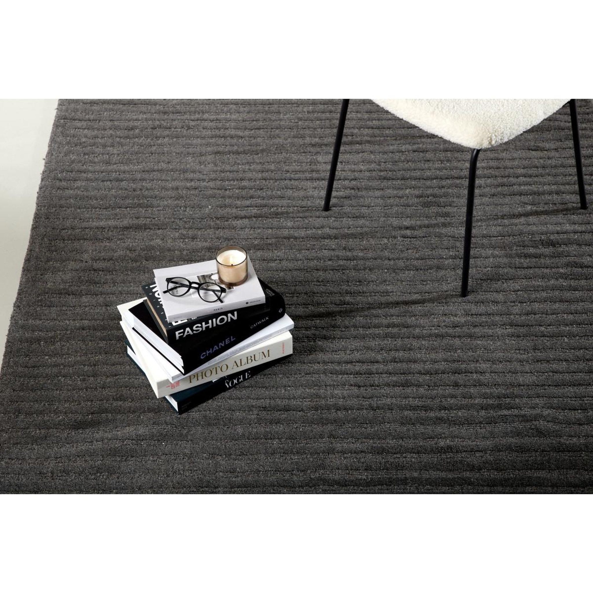Voir la diapositive 3 : Paris Prix Tapis déco en laine  milton  202x300cm gris foncé