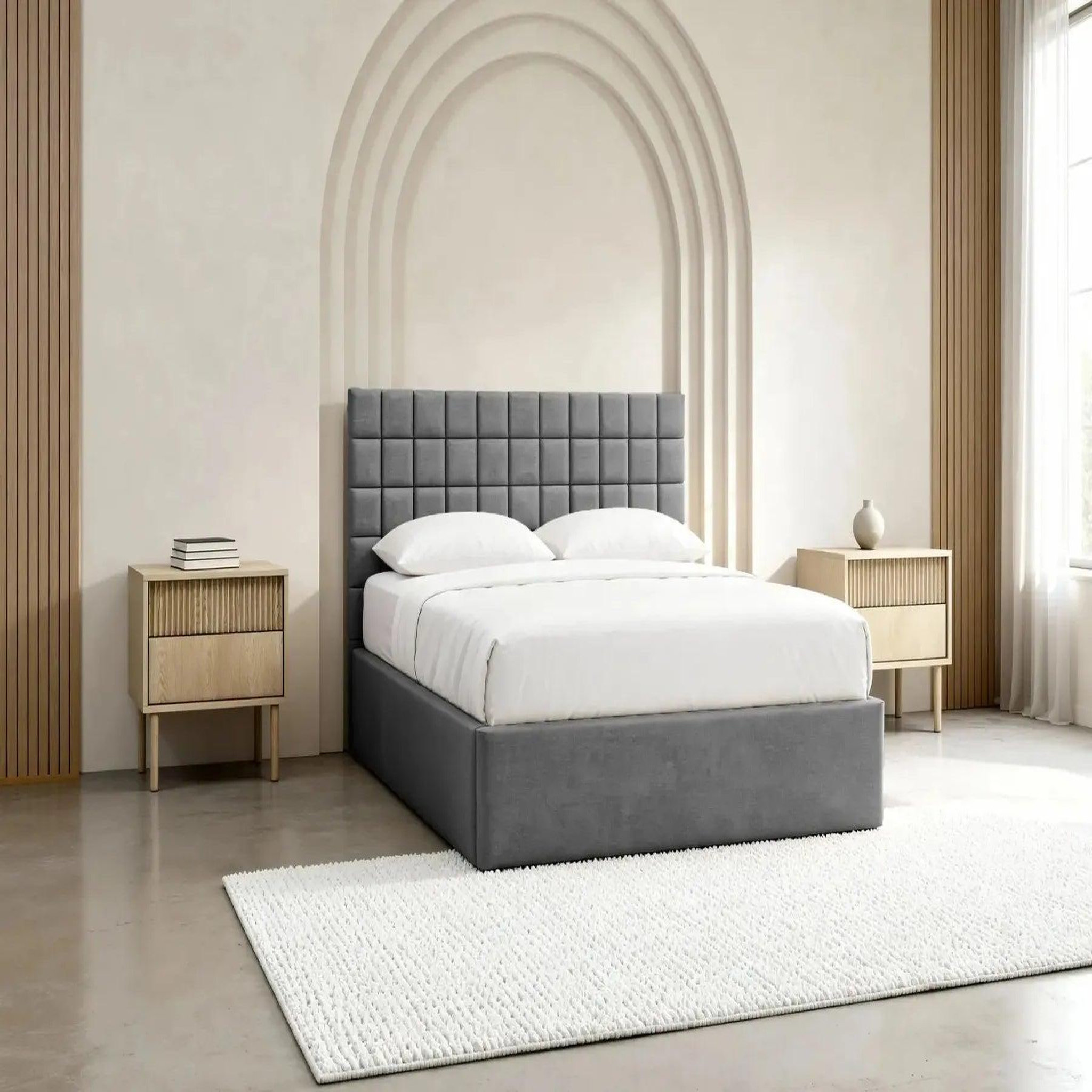 Voir la diapositive 2 : CASANOVA PARIS Thelma - lit coffre tissu velours gris foncé
