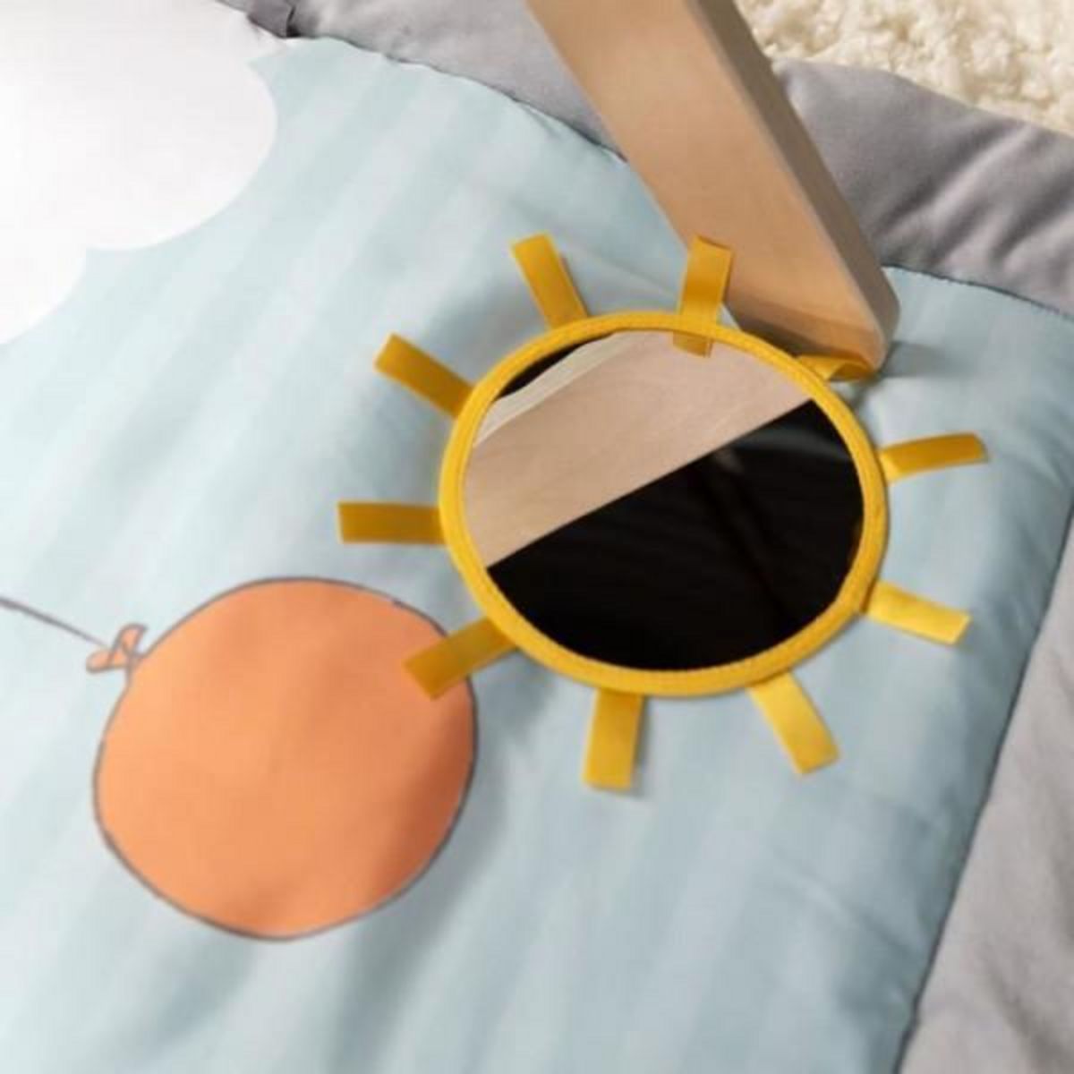 Bright Starts DISNEY BABY -WINNIE- Tapis de sol éveil bébé évolutif, arche en bois pliable avec jouets sensoriels, miroir