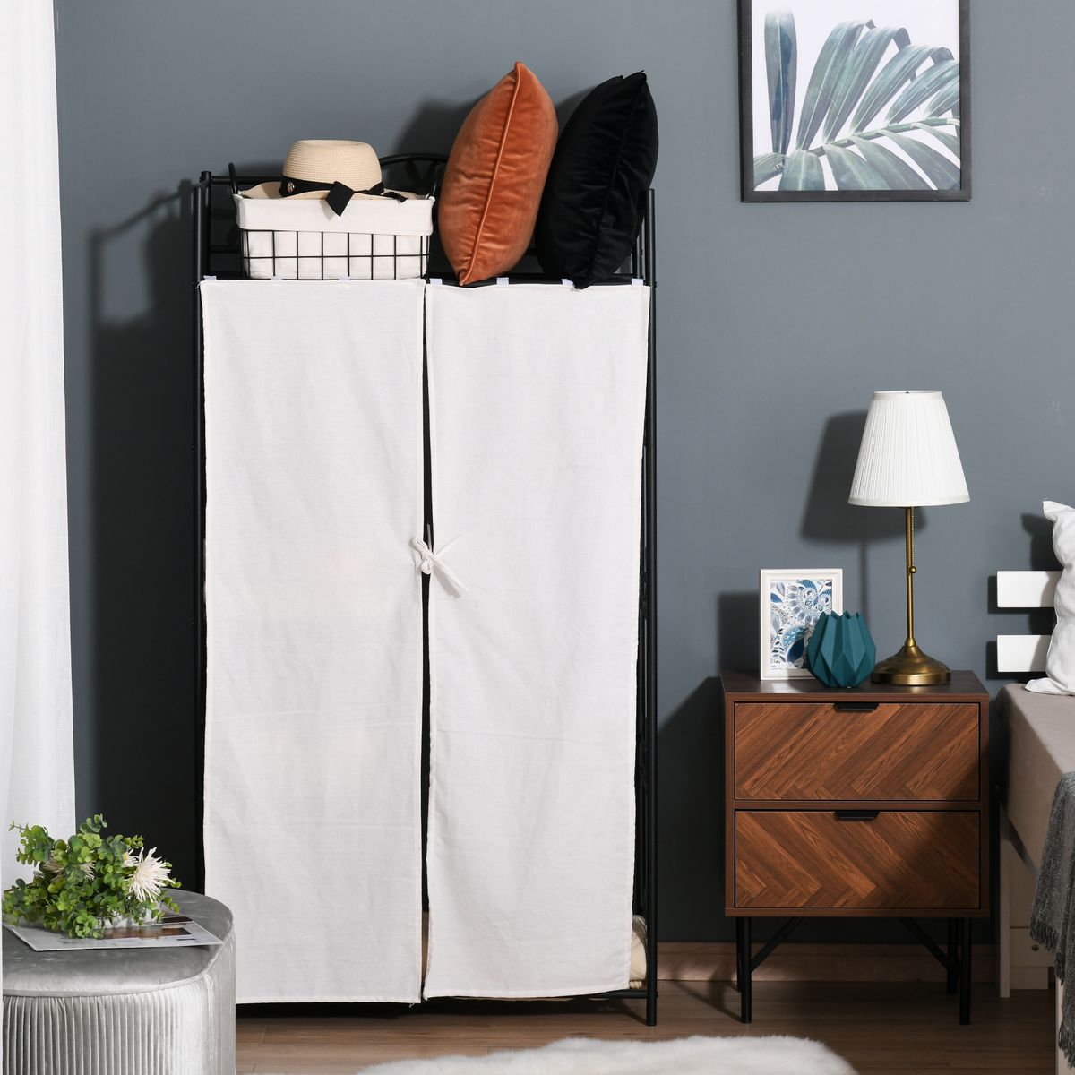 HOMCOM Armoire penderie multi-rangement - 5 étagères - dim. 84L x 42l x 158,5H cm - métal noir motif fleurs 2 rideaux blanc