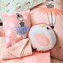 Voir la diapositive 2 : FUTURE HOME Coussin enfant imprimé en coton 40x40cm DANSEUSE
