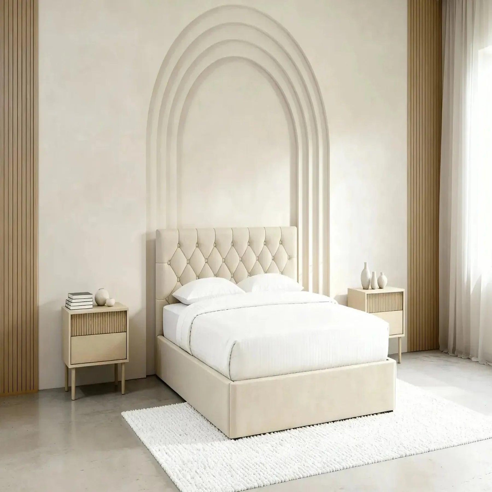 Voir la diapositive 2 : CASANOVA PARIS Emile - lit coffre tissu velours