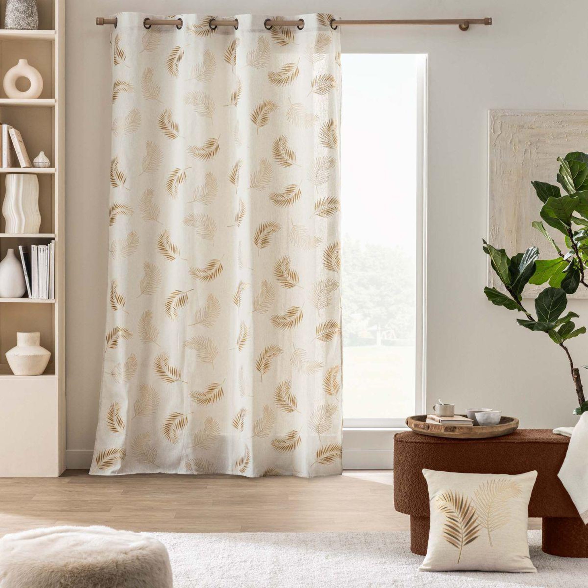Voir la diapositive 5 : Douceur d'Intérieur Coussin déco  isadora  45x45cm beige & ocre