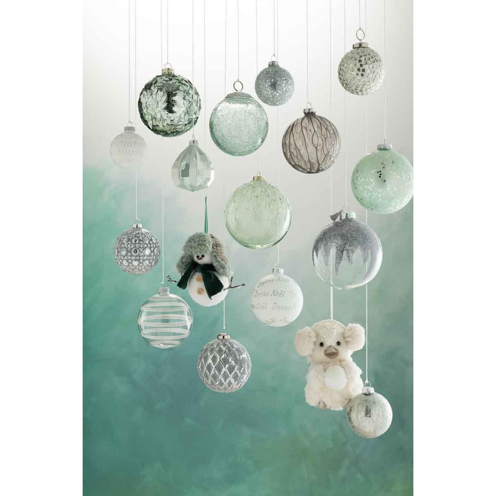 Voir la diapositive 2 : J-LINE Lot de 4 boules de noël  paillettes  10cm vert menthe