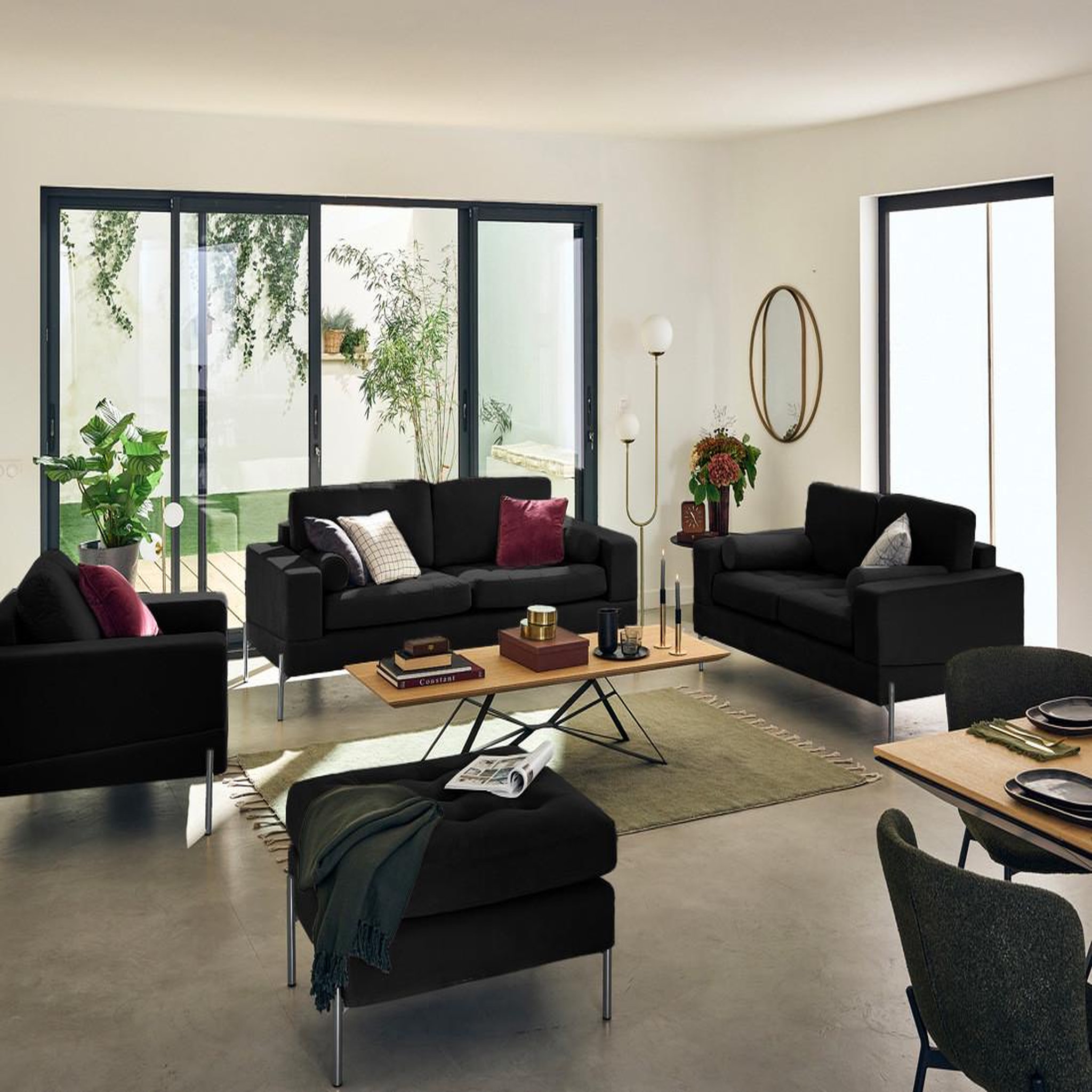 Voir la diapositive 2 : LISA DESIGN Isaure - canapé droit 3 places en velours