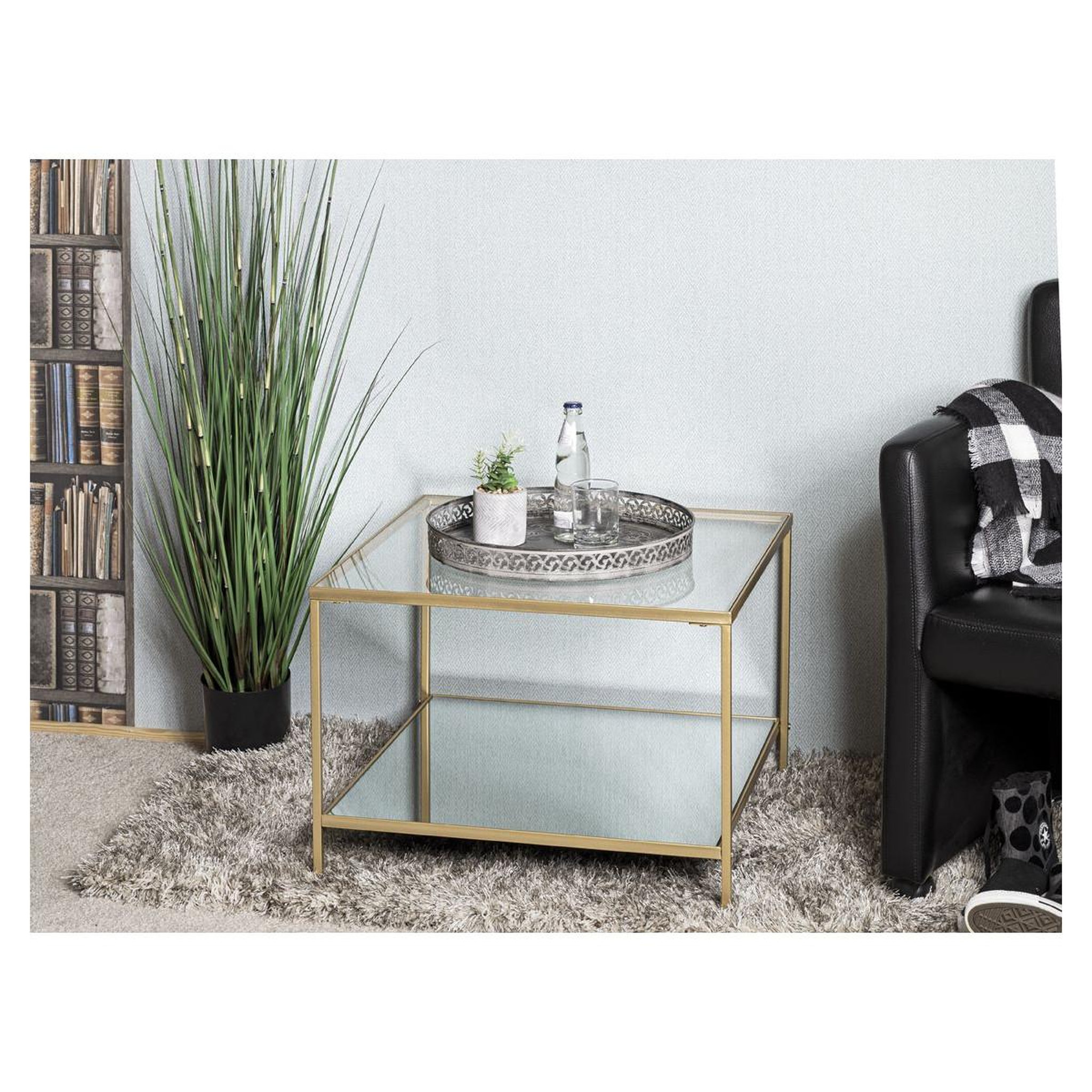 Voir la diapositive 4 : Paris Prix Table d'appoint carrée design  timana  60cm or