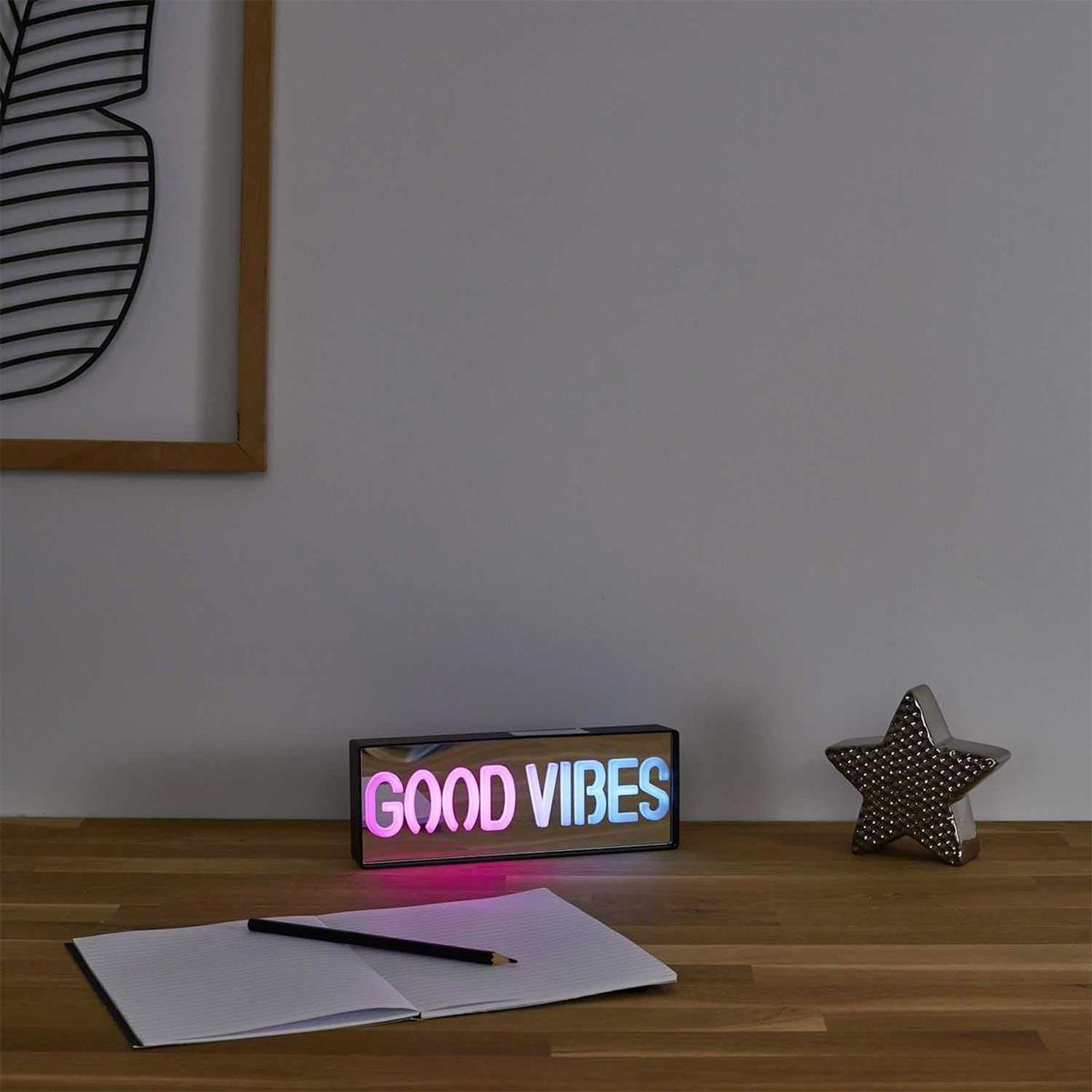 Voir la diapositive 6 : The Home Deco Factory Lampe led effet néon  good vibes  22cm multicolore