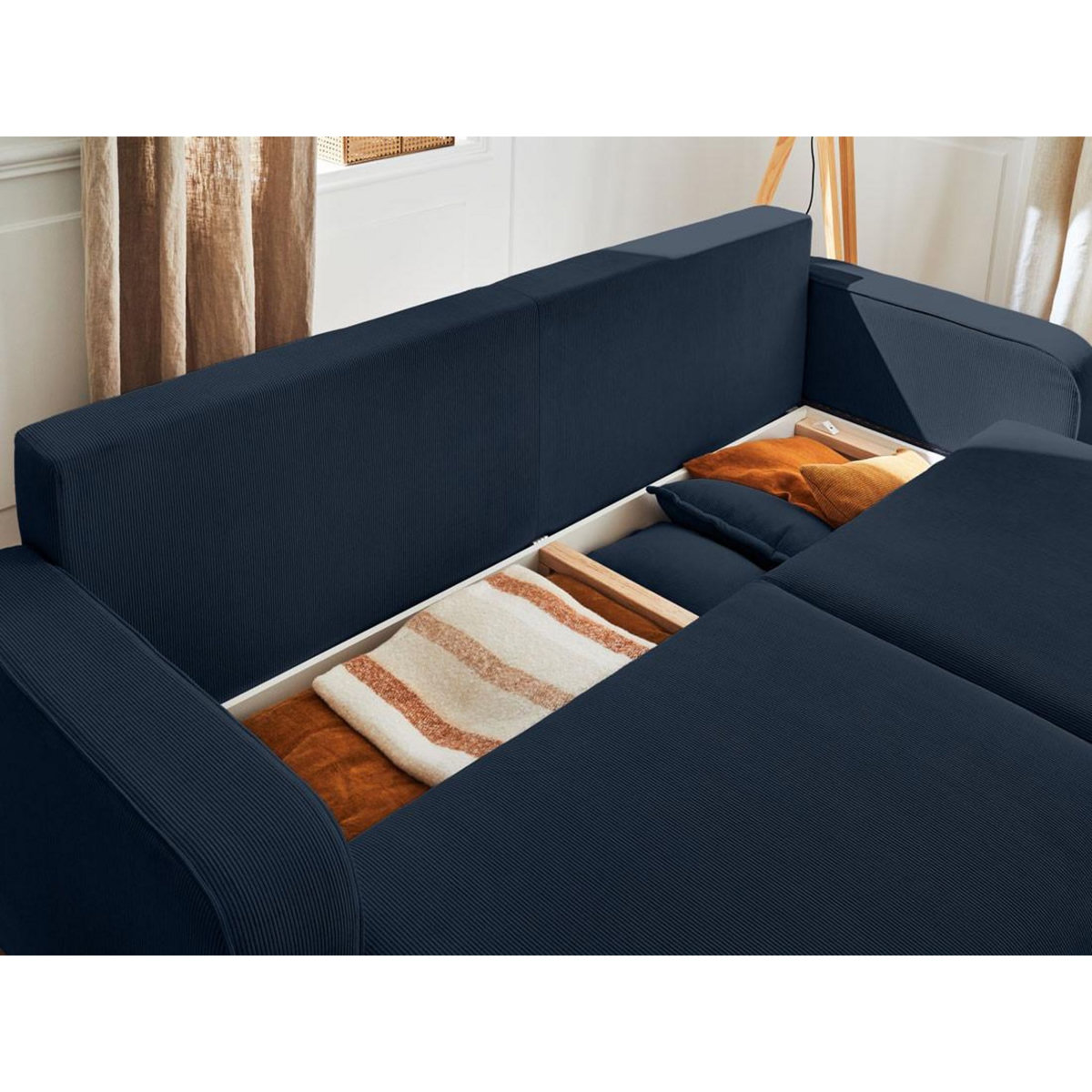 LISA DESIGN Albane - canapé 3 places - convertible avec coffre - en velours côtelé