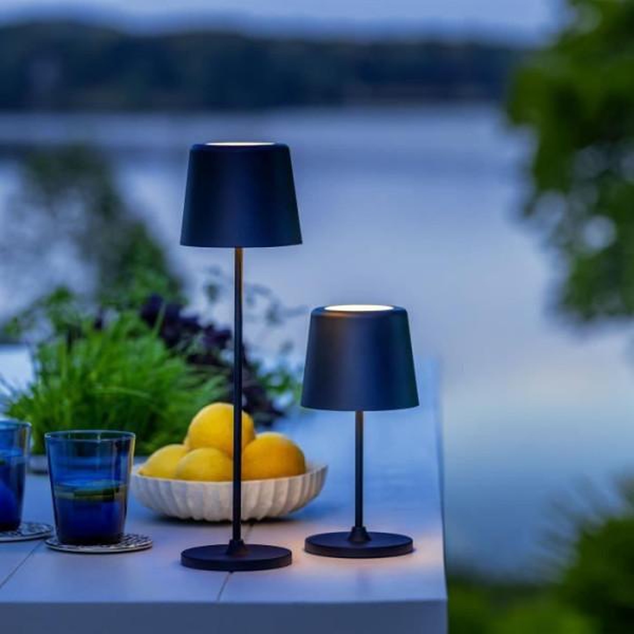 BRILLIANT Lampe a poser LED KAAMI BRILLIANT - Noir - Extérieur - 2W - IP44 - Métal et plastique