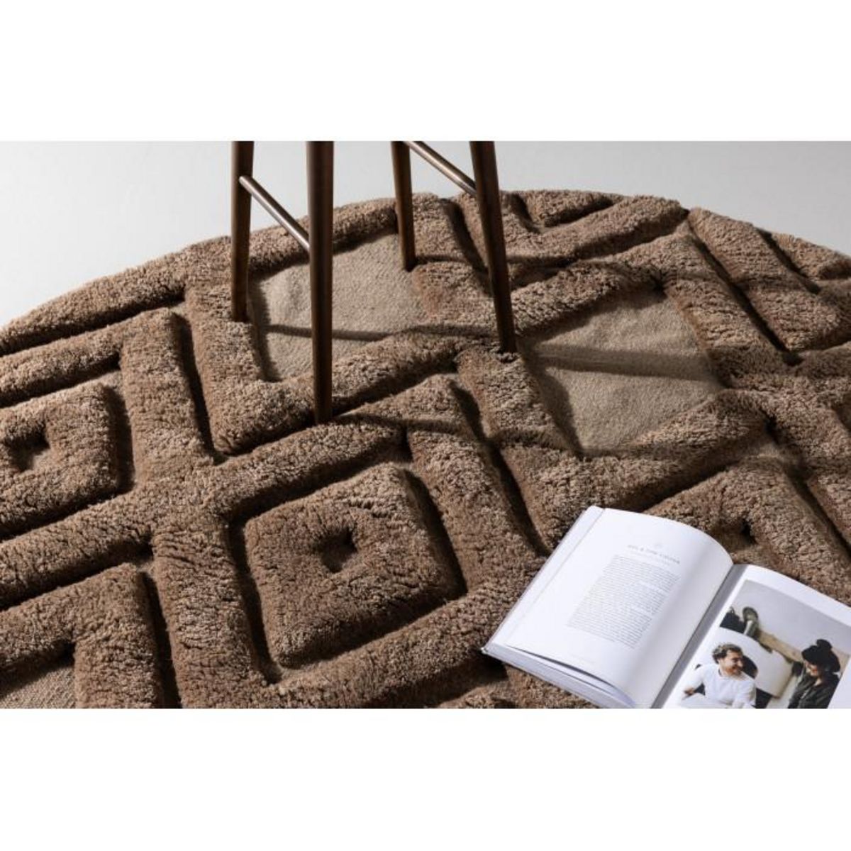 Paris Prix Tapis Déco Rond en Laine  Dahlia  200cm Marron Foncé